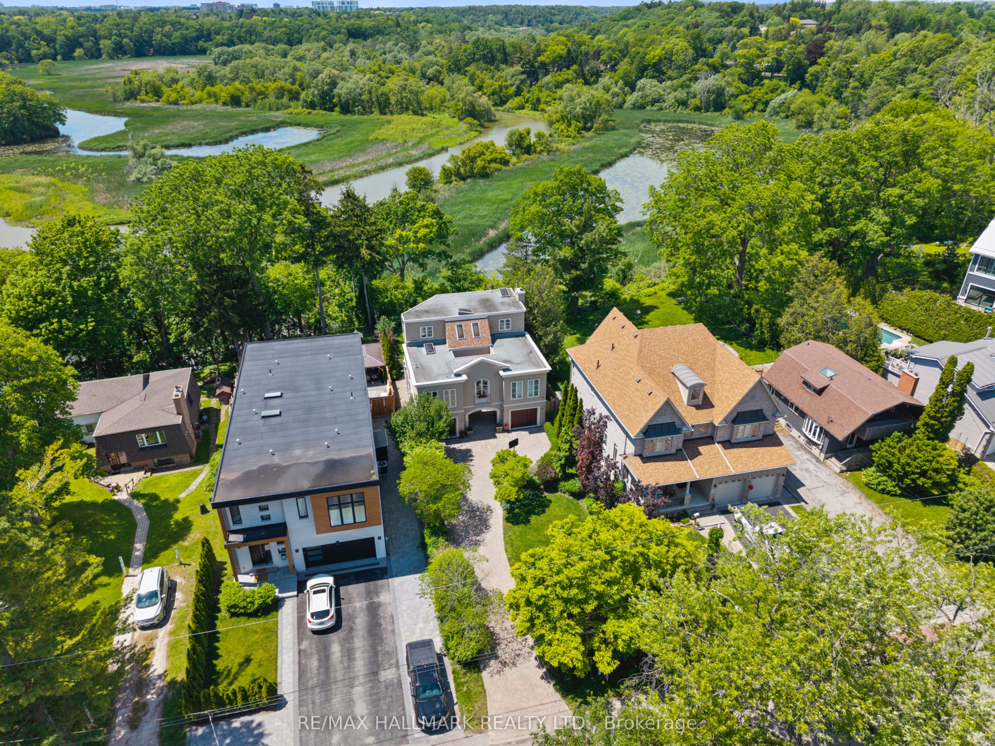 322 Dyson Road