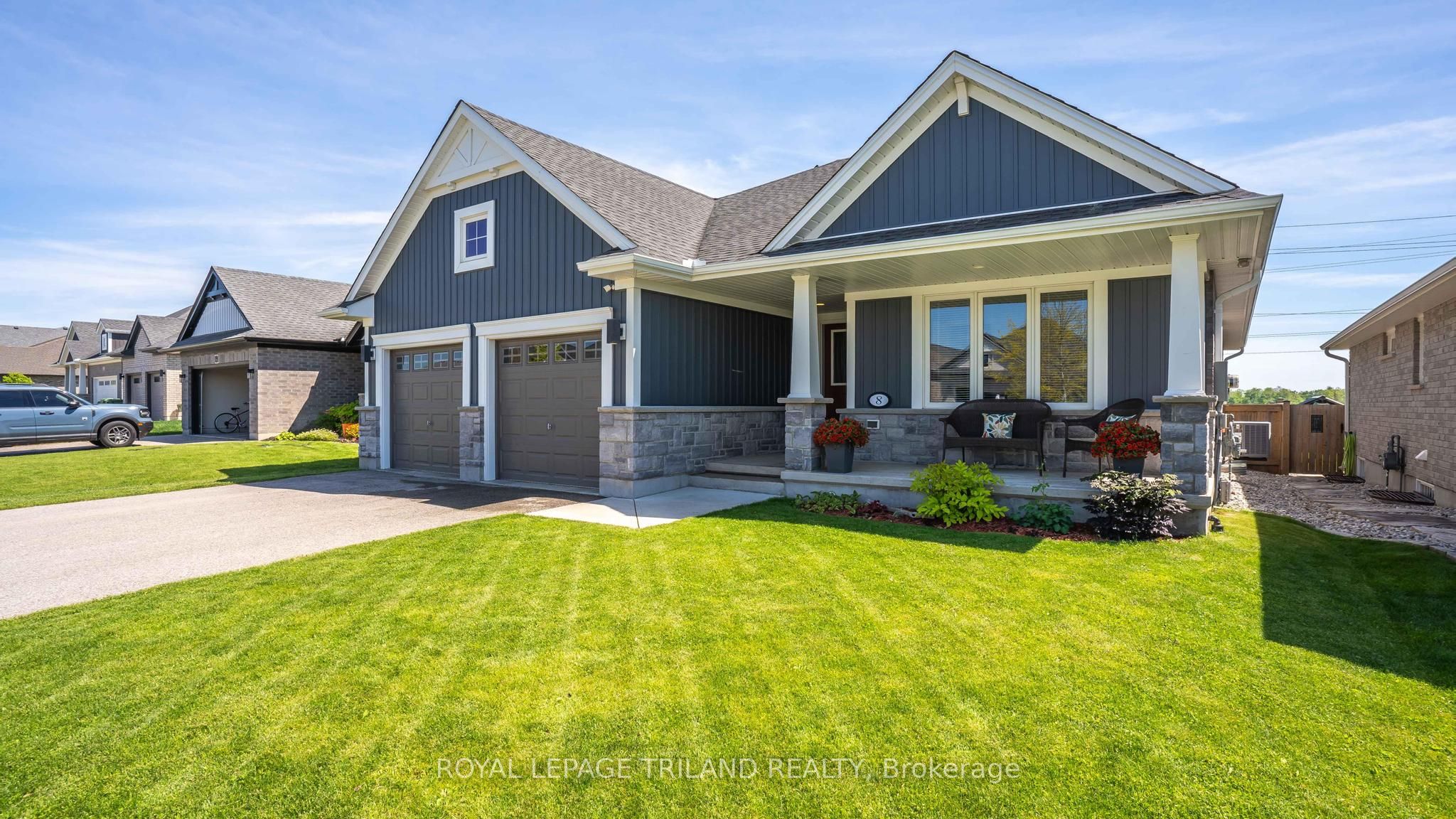 8 MELROSE Court