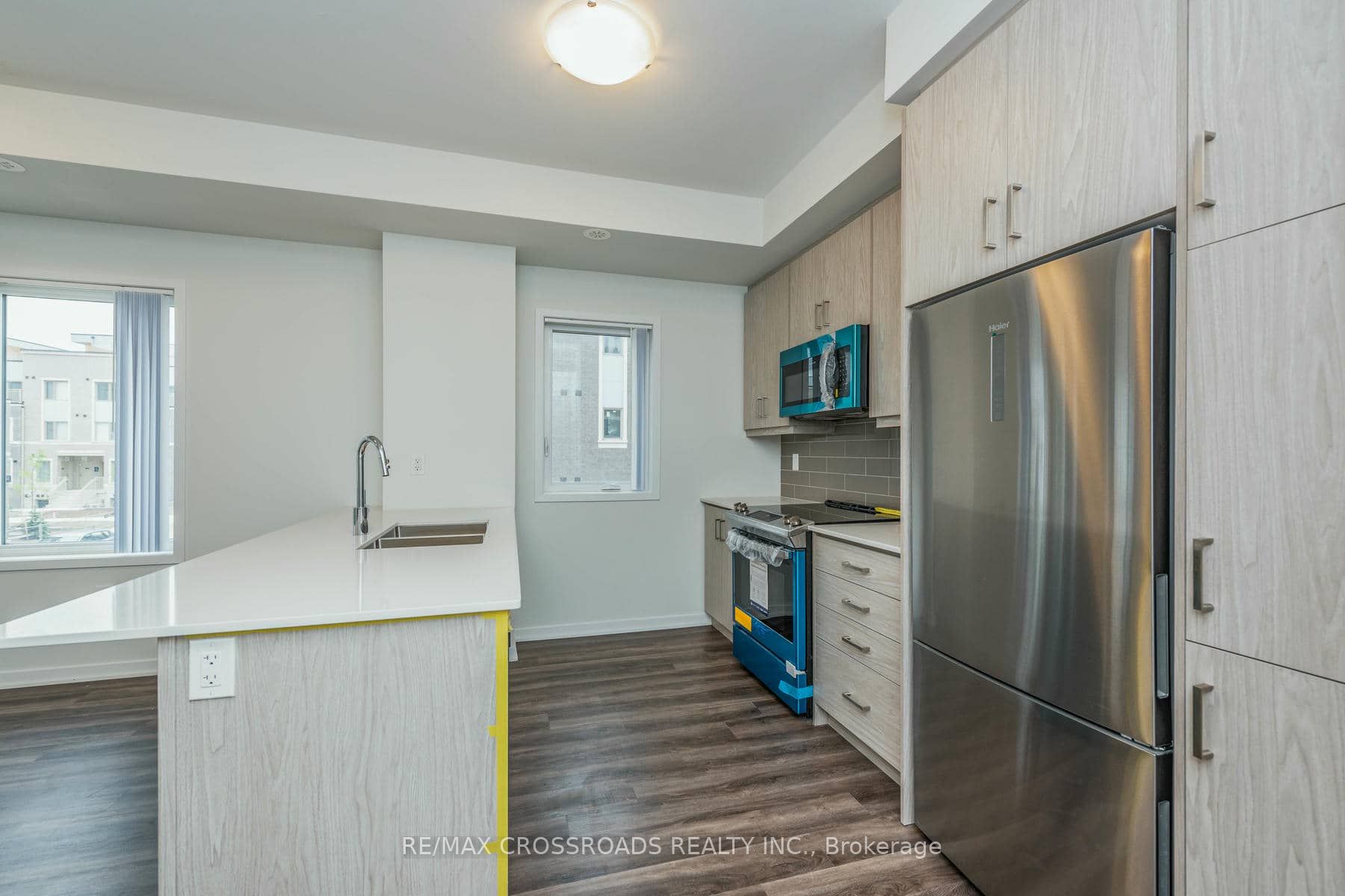 140 Honeycrisp Crescent 292