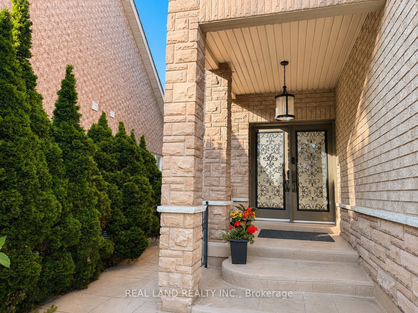 5 Rochester Hill Street