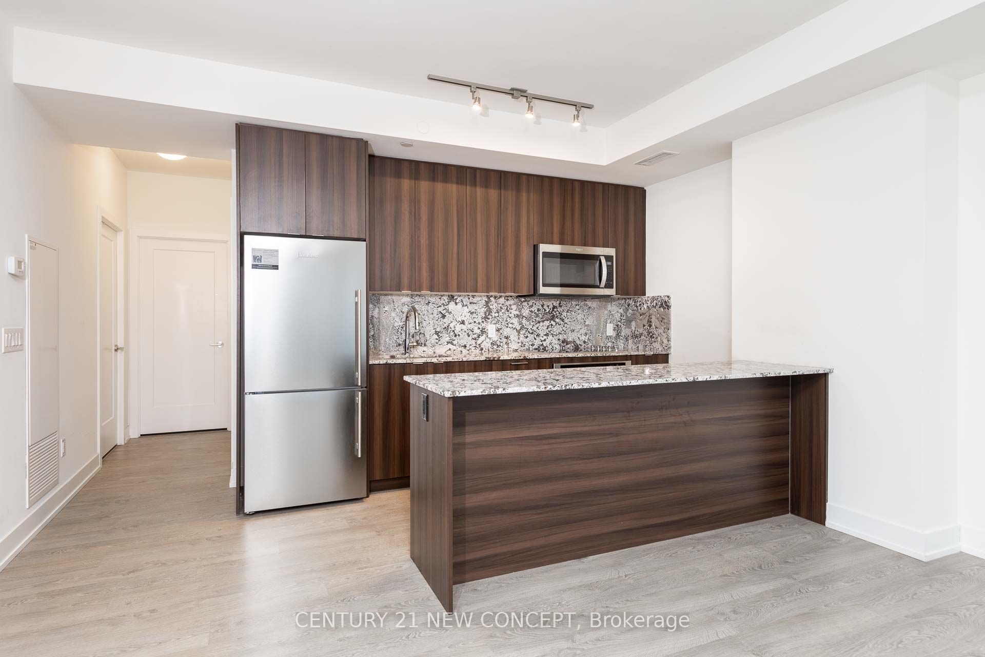 5 Mabelle Avenue 4228