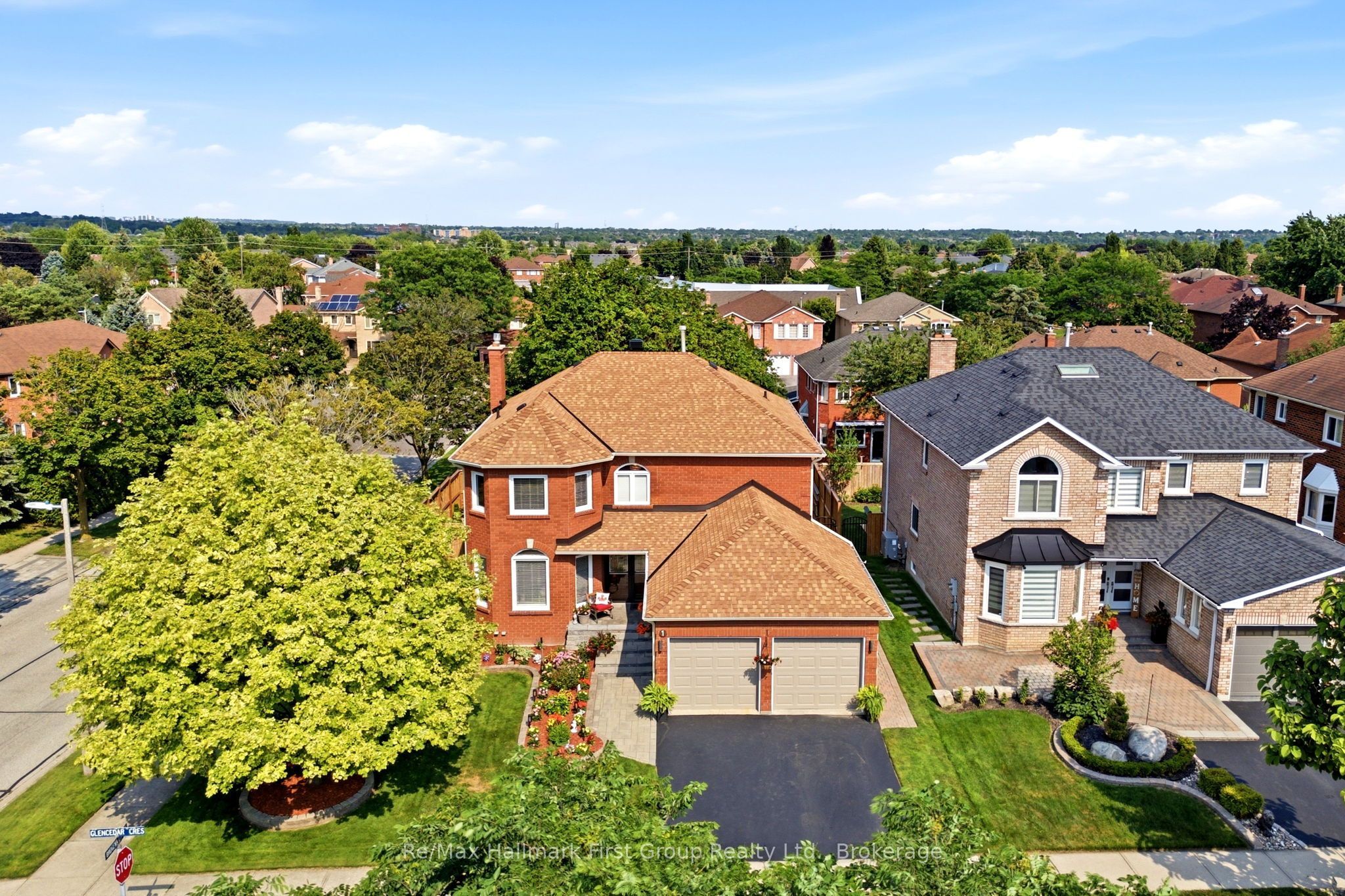 1 Glencedar Crescent