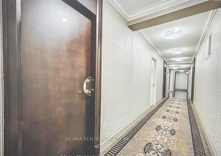 100 Promenade Circle 210