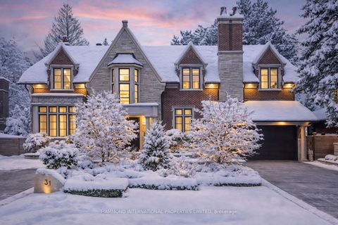 31 Twyford Road Toronto W08 ON M9A 1W3