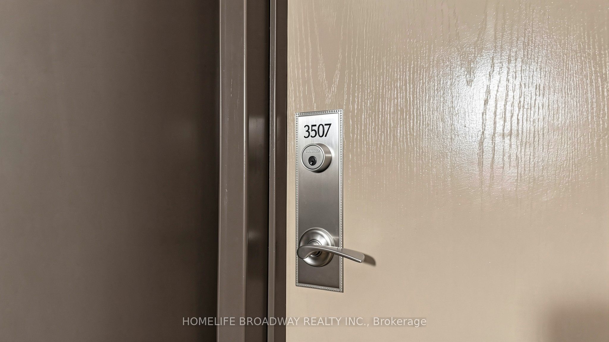 77 Harbour Square 3507