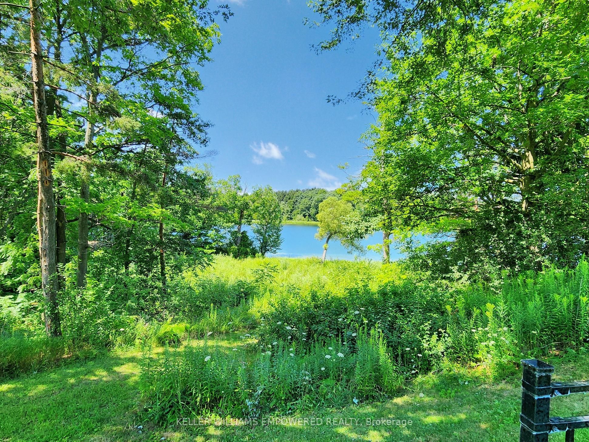 12 Macleod Estate Court