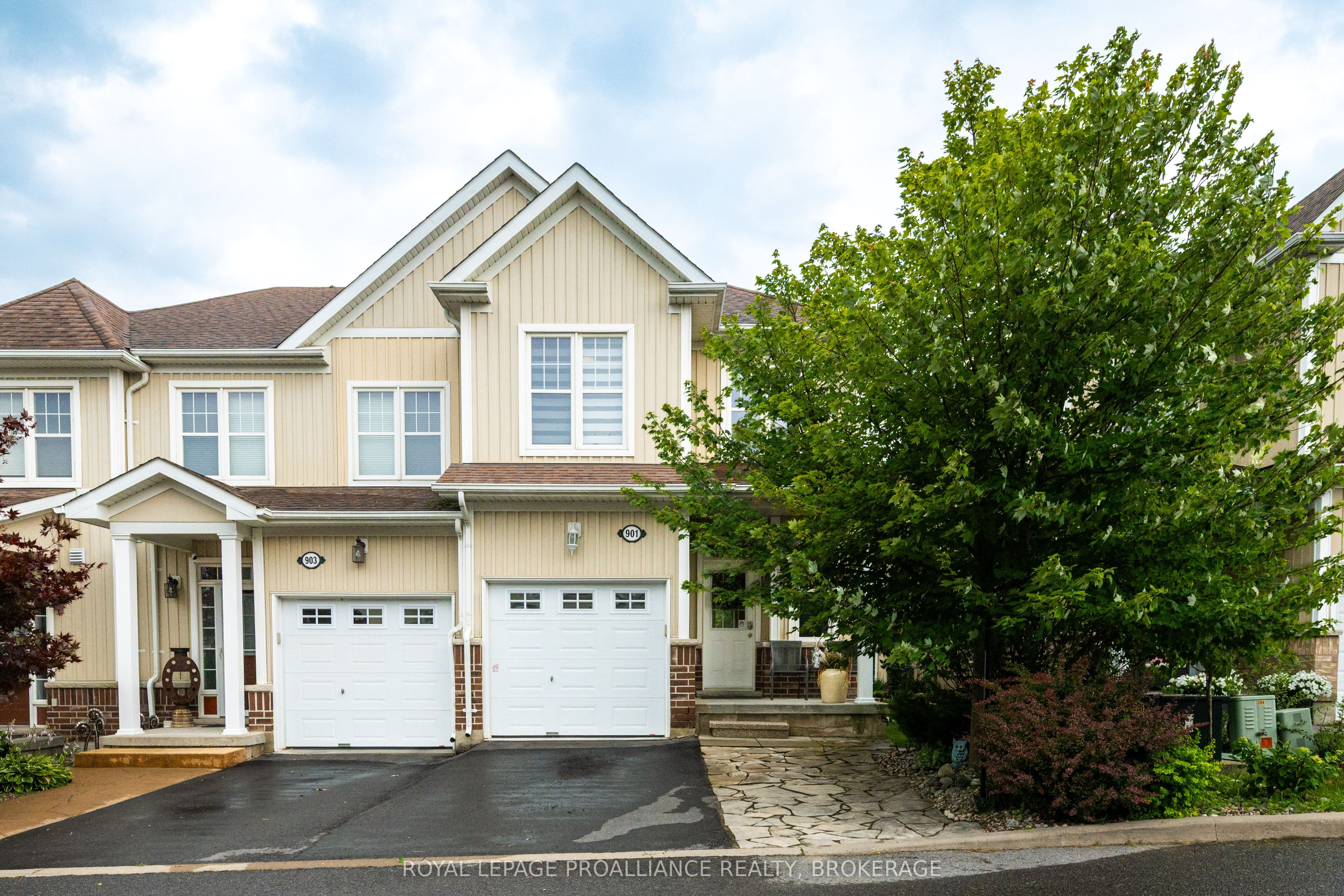 901 Ascot Lane