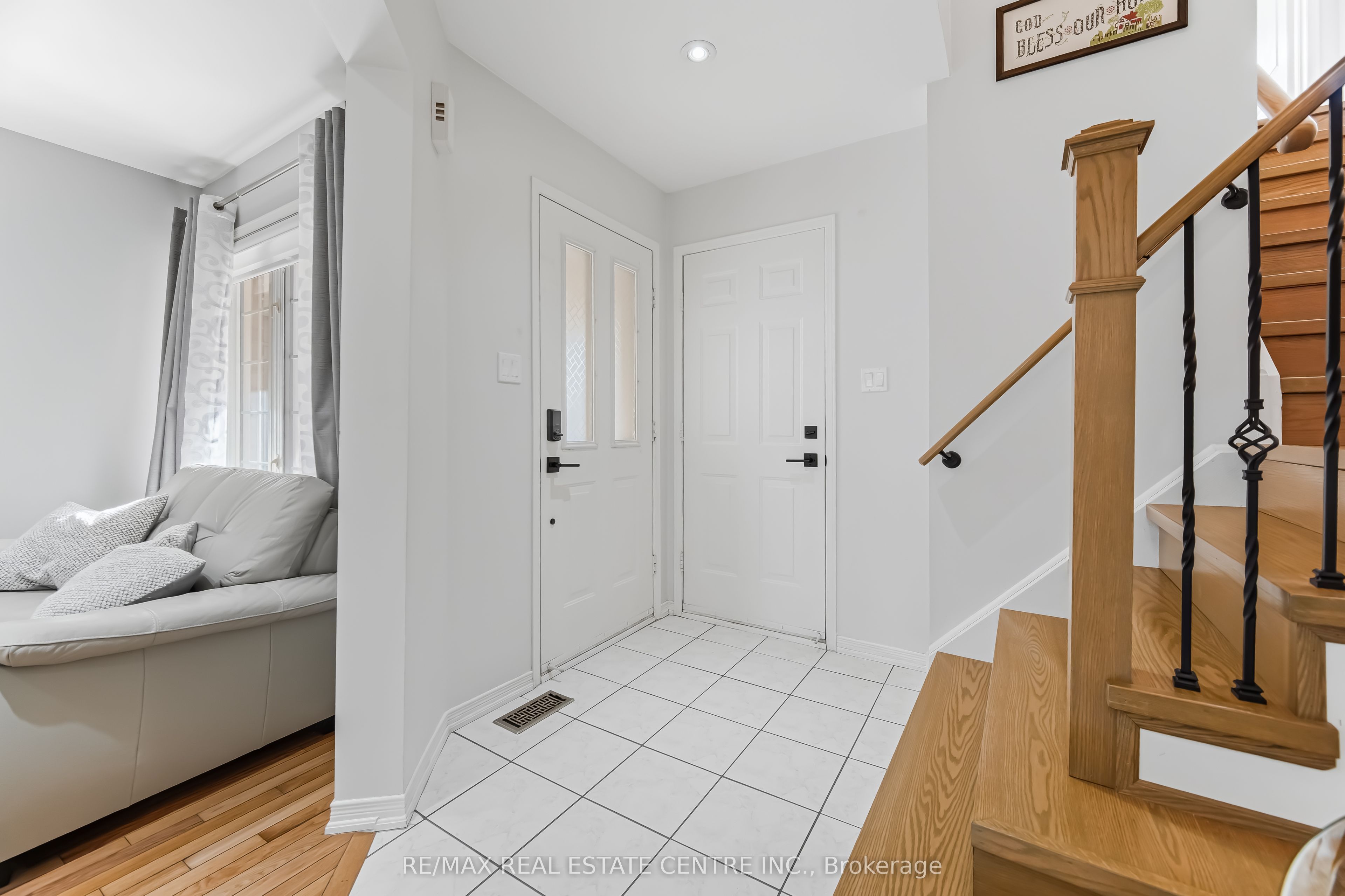 2665 Thomas Street 62