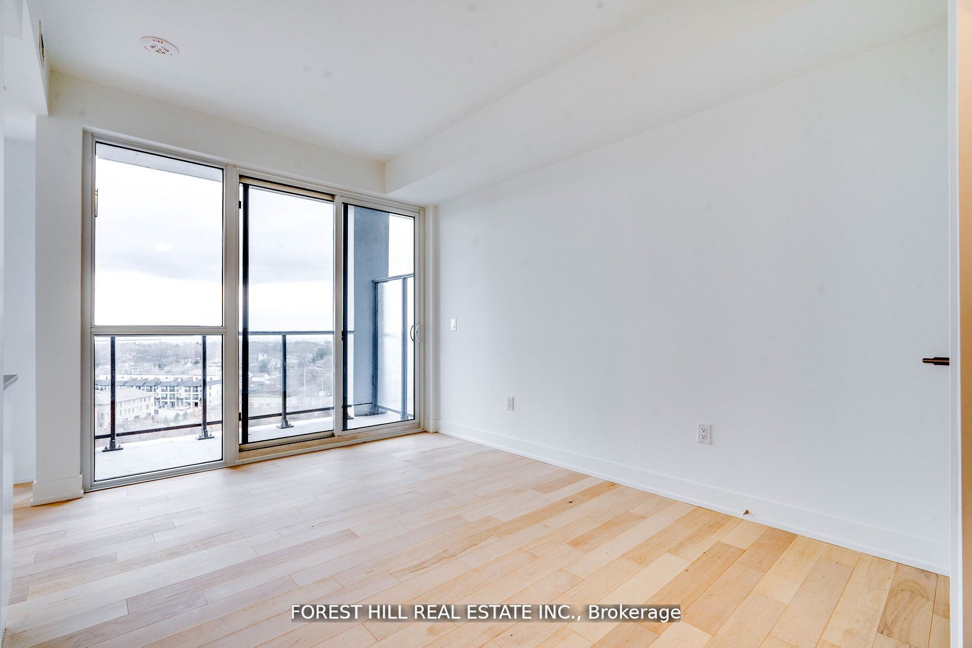 1063 Douglas Mccurdy Comm Circle 1002