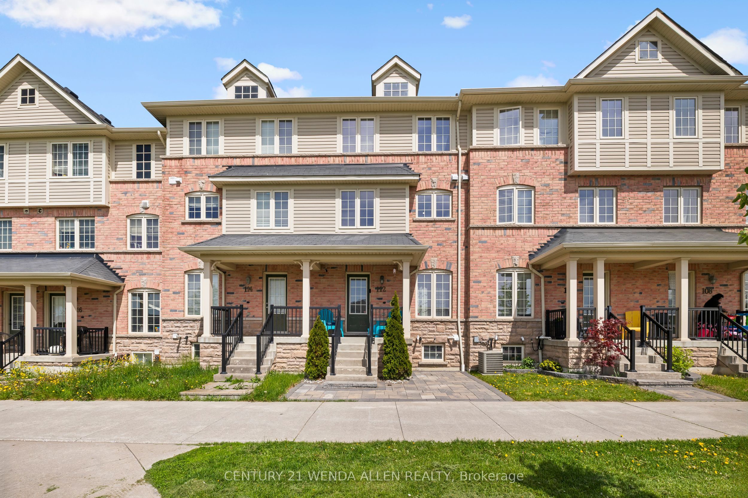 112 Goss Lane