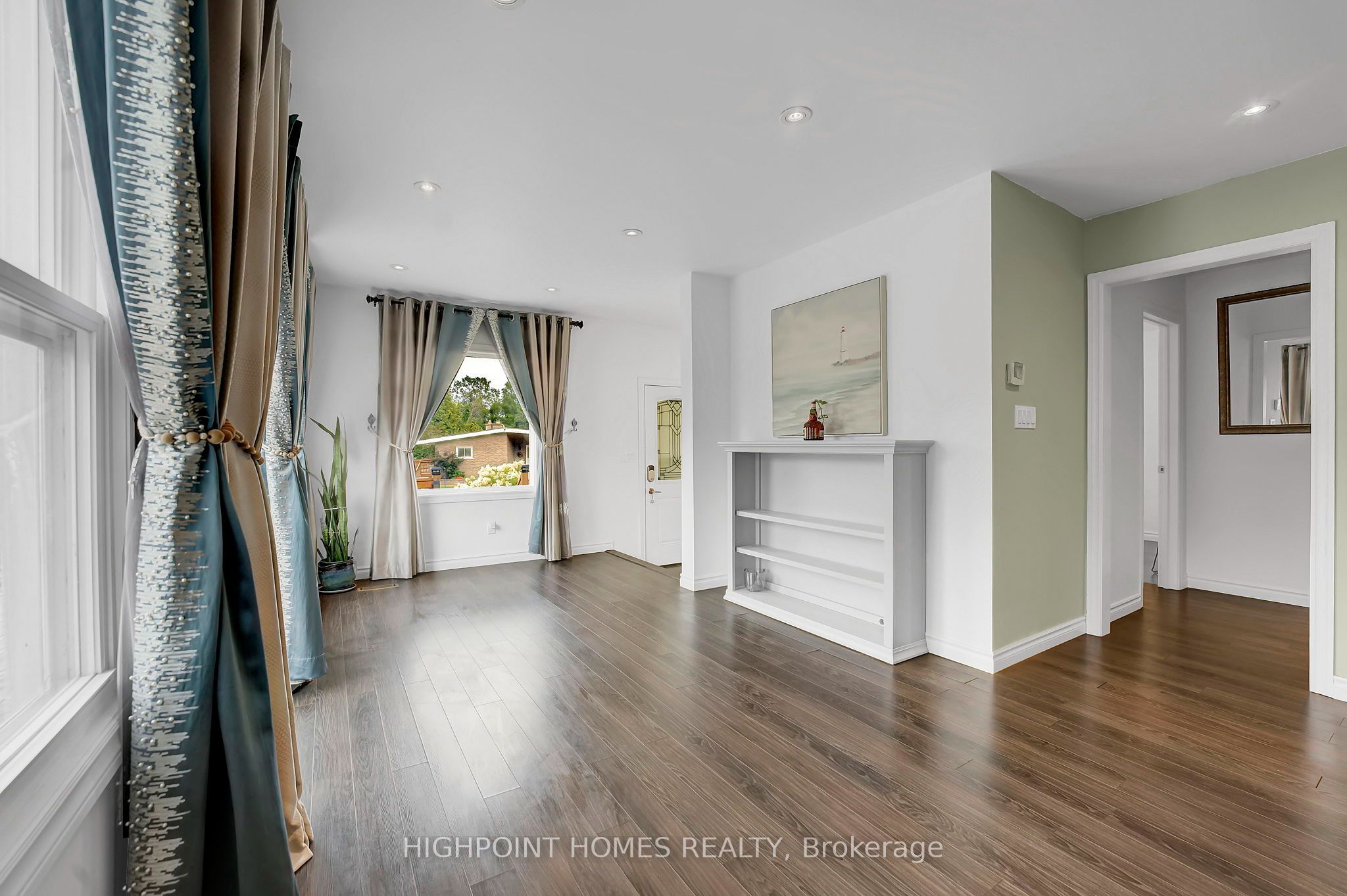 2821 Mt Albert Road