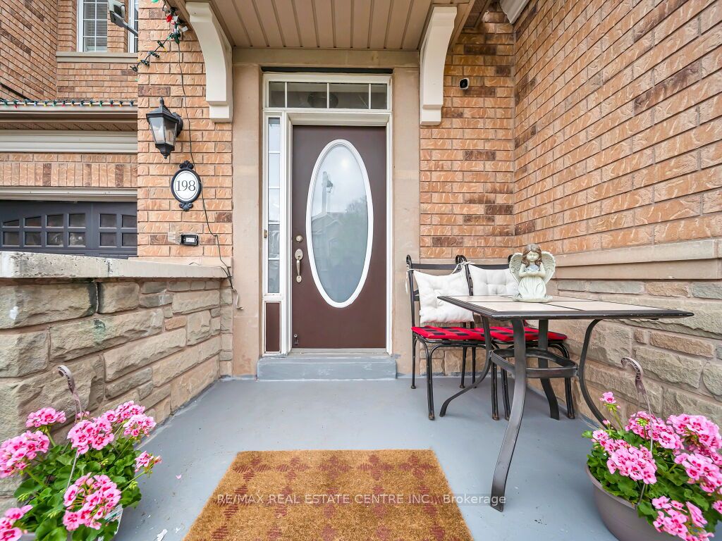 198 Duskywing Way