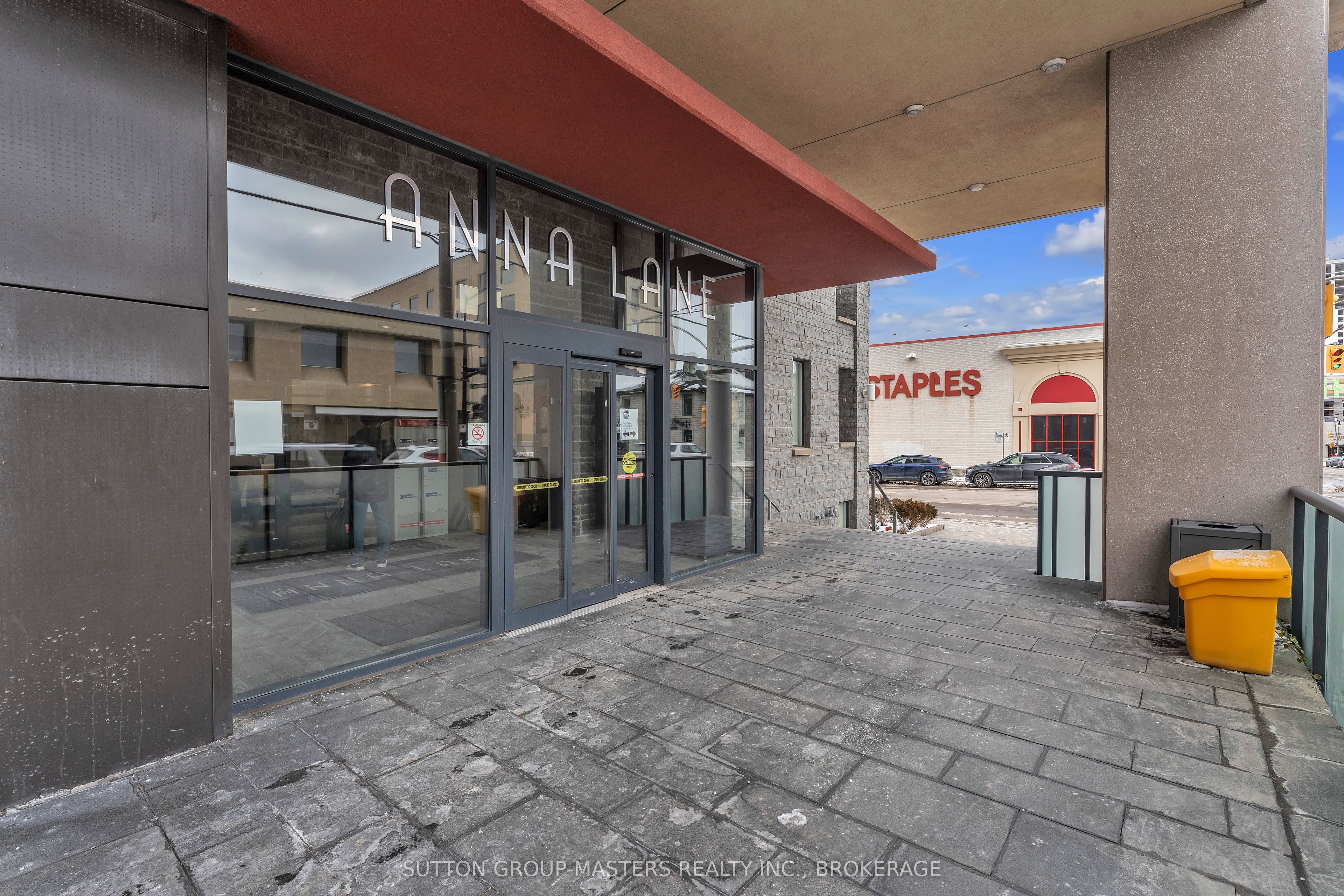 121 Queen Street 506