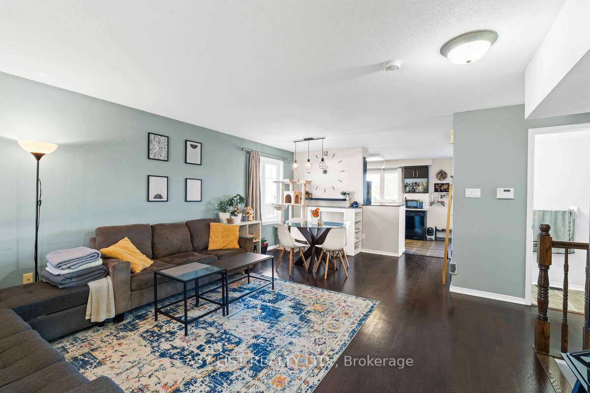 1512 Walkley Road 144