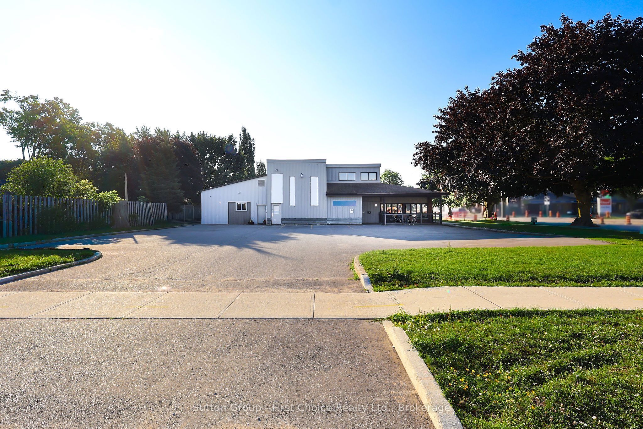 400 Huron Street