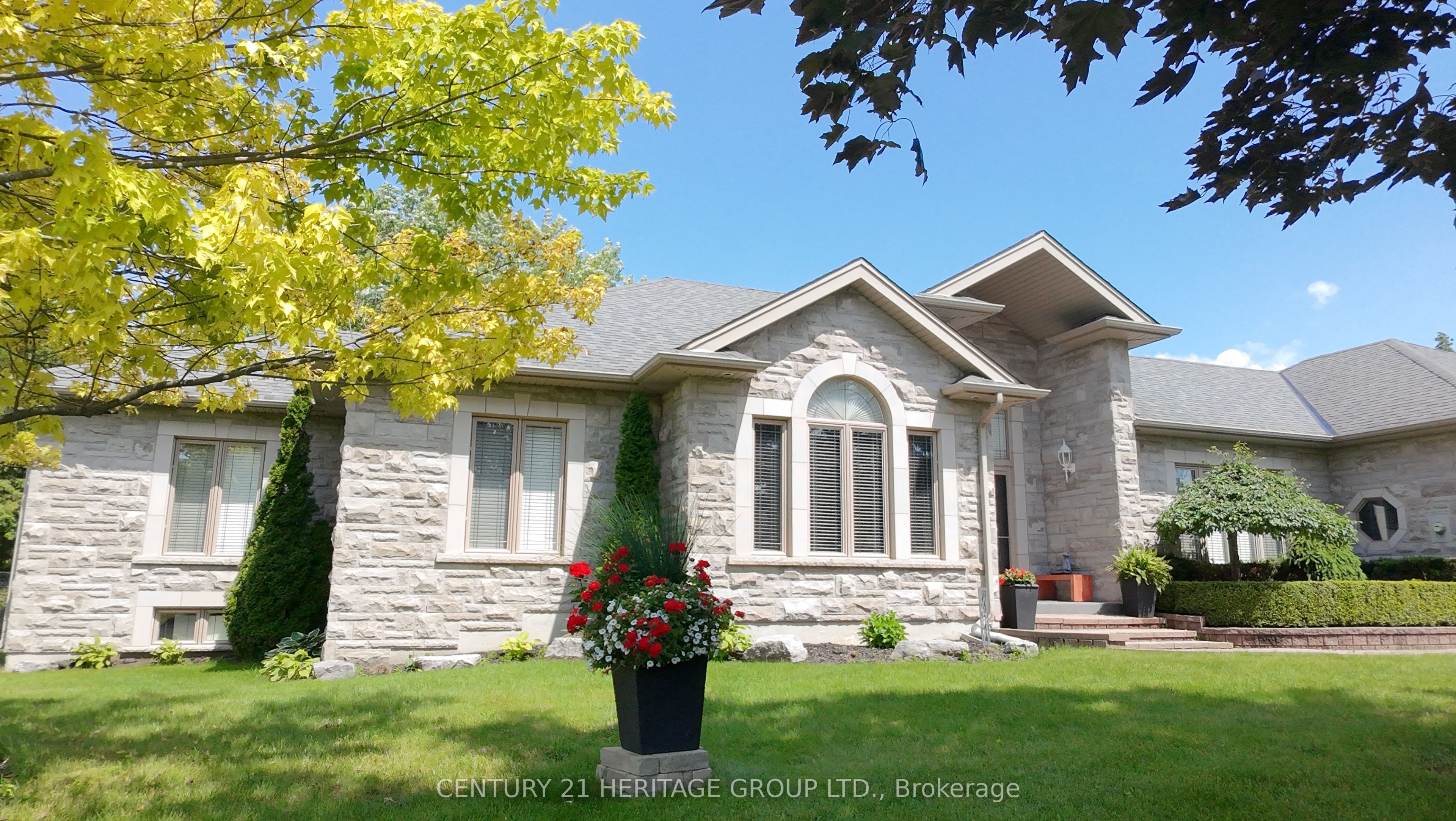49 Shore Crescent