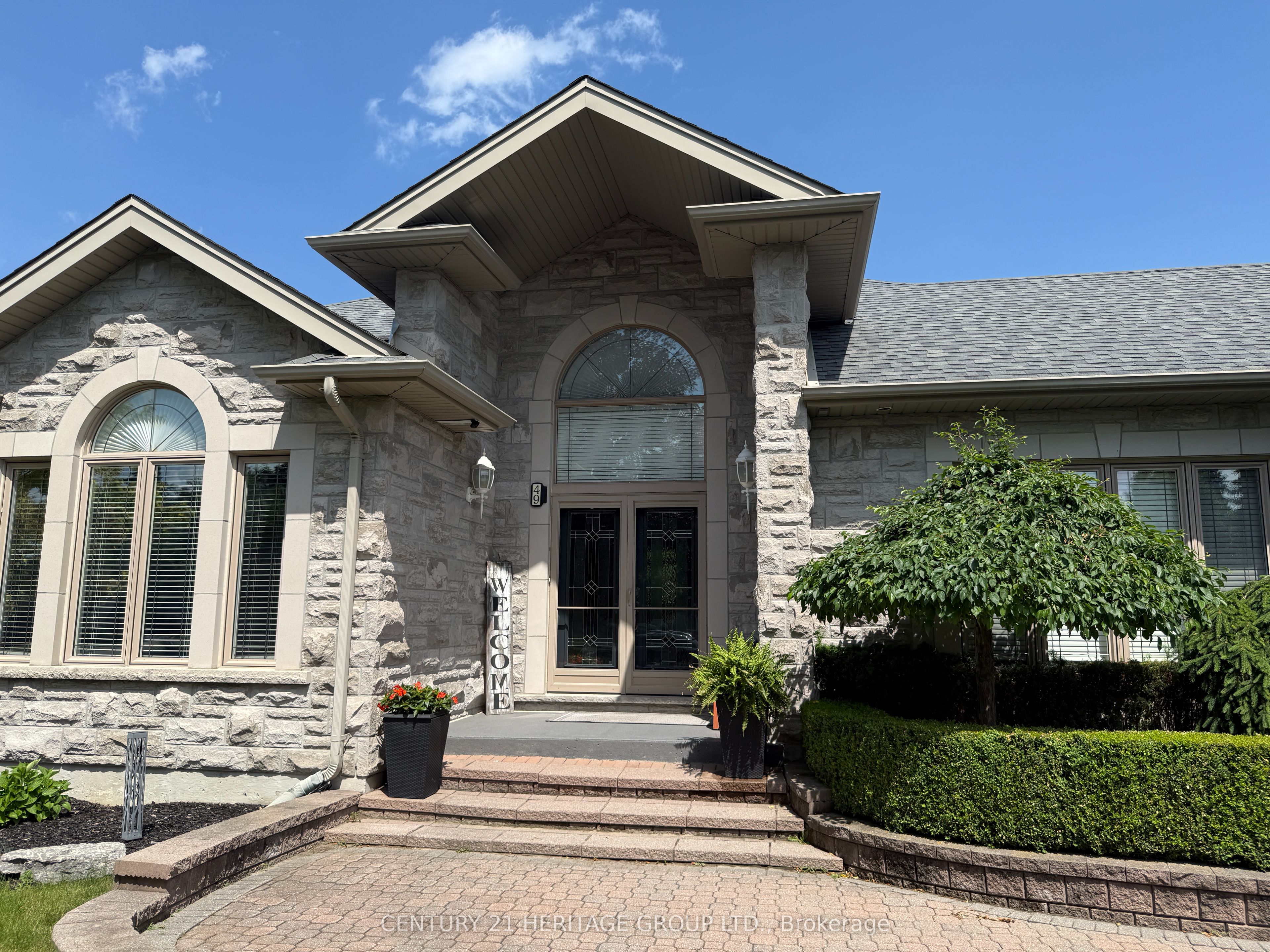 49 Shore Crescent