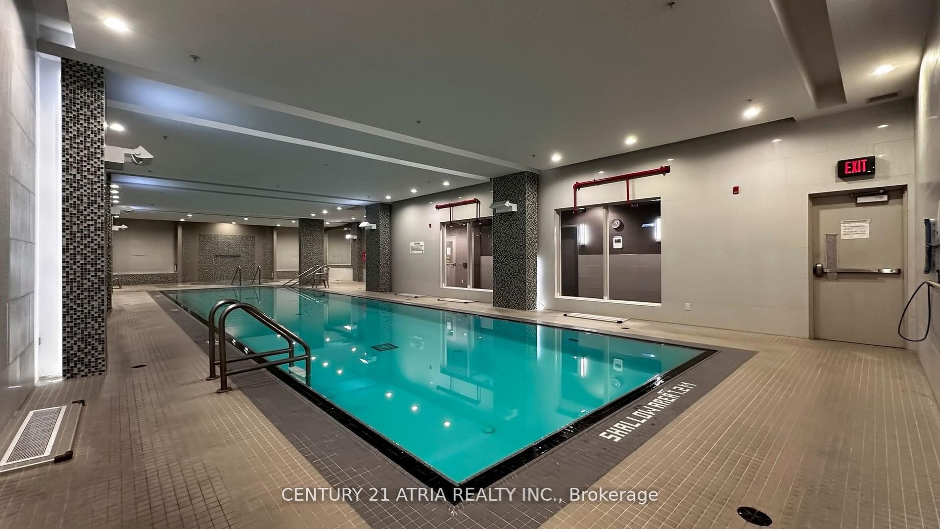 75 Norman Bethune Avenue 812