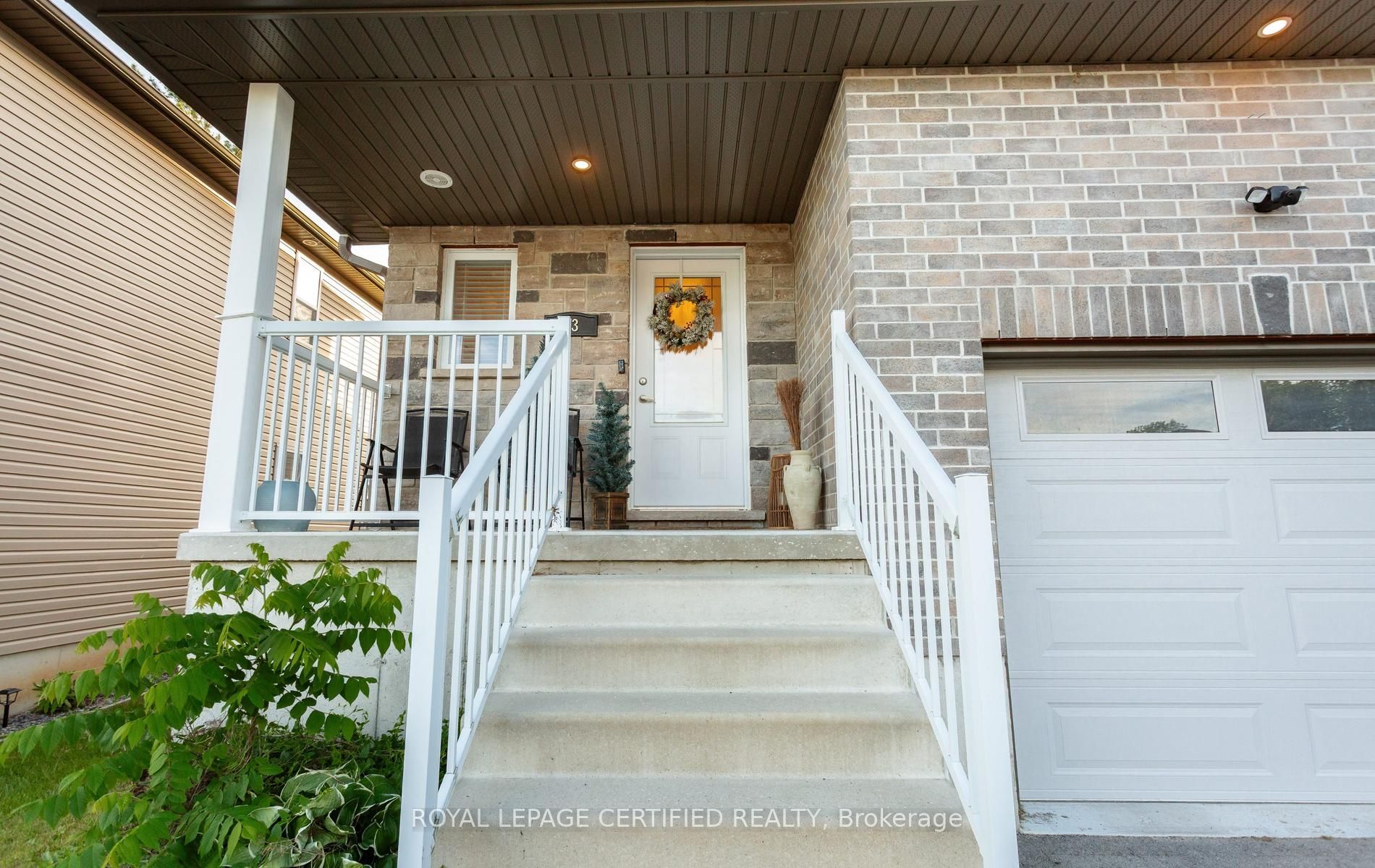33 Kendell Lane