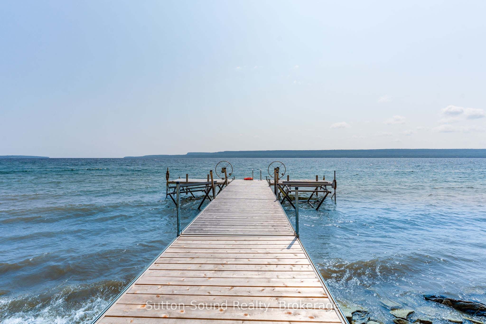606 Mallory Beach Road