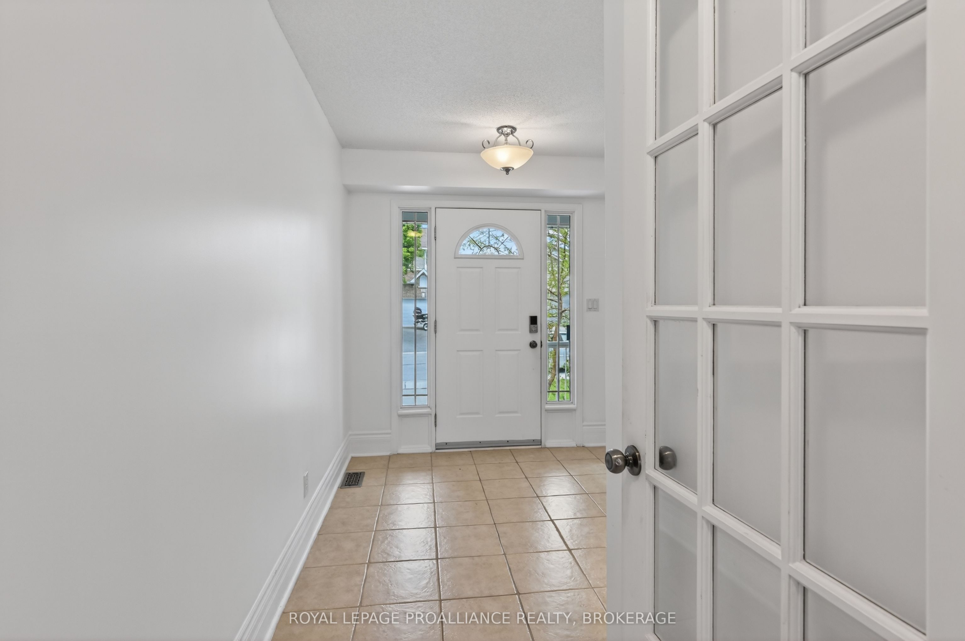 435 Maureen Street