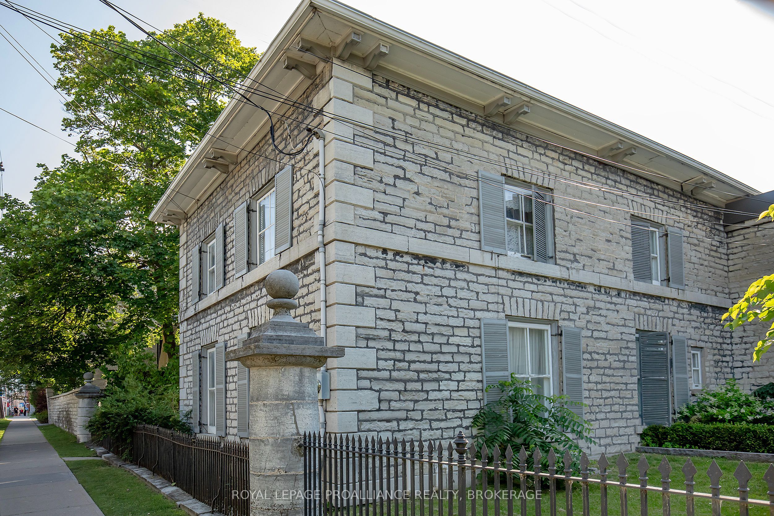 223 King Street E