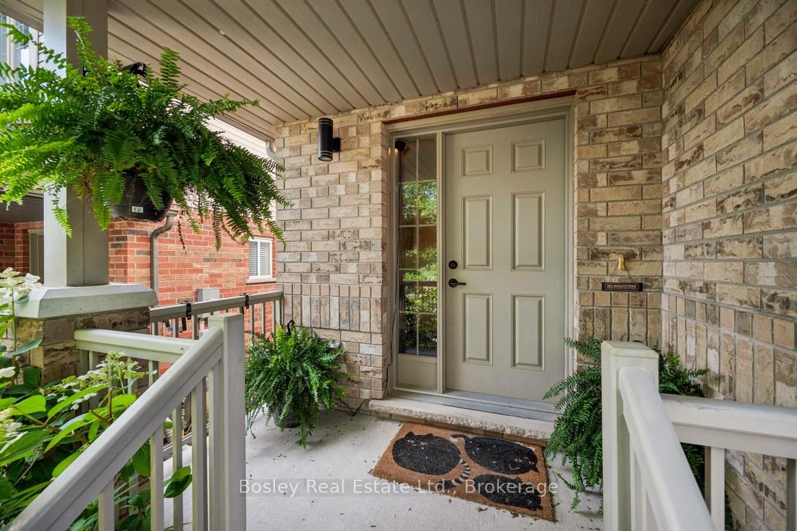 64 Couling Crescent