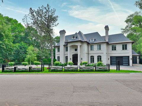 382 Old Yonge Street Toronto C12 ON M2P 1R4