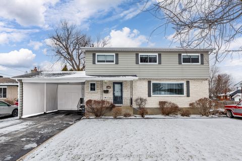 1305 Osborne Avenue Cornwall ON K6J 1L3