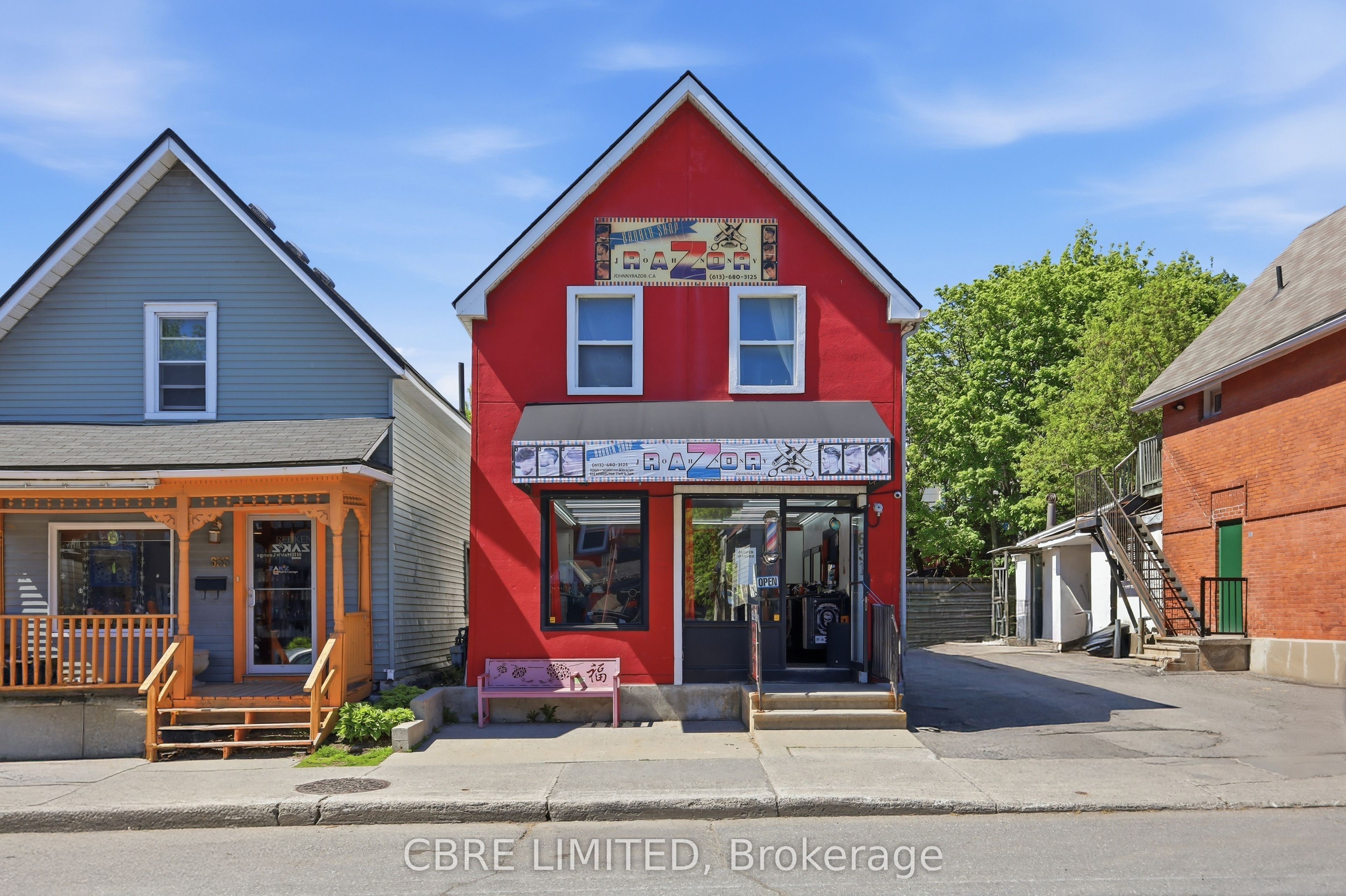 631 Somerset Street W