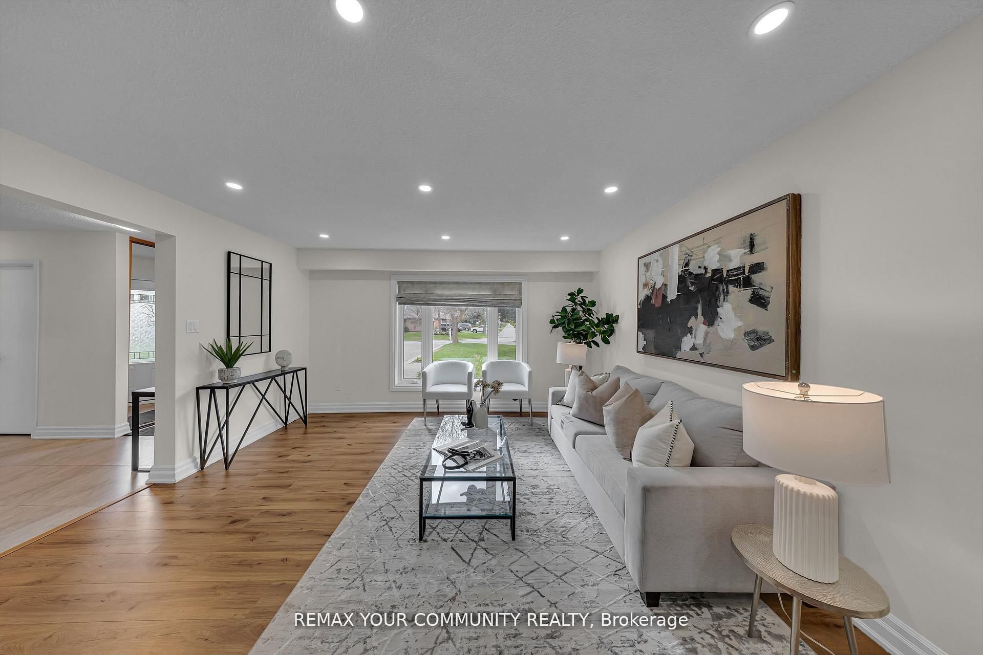22 Madelaine Crescent