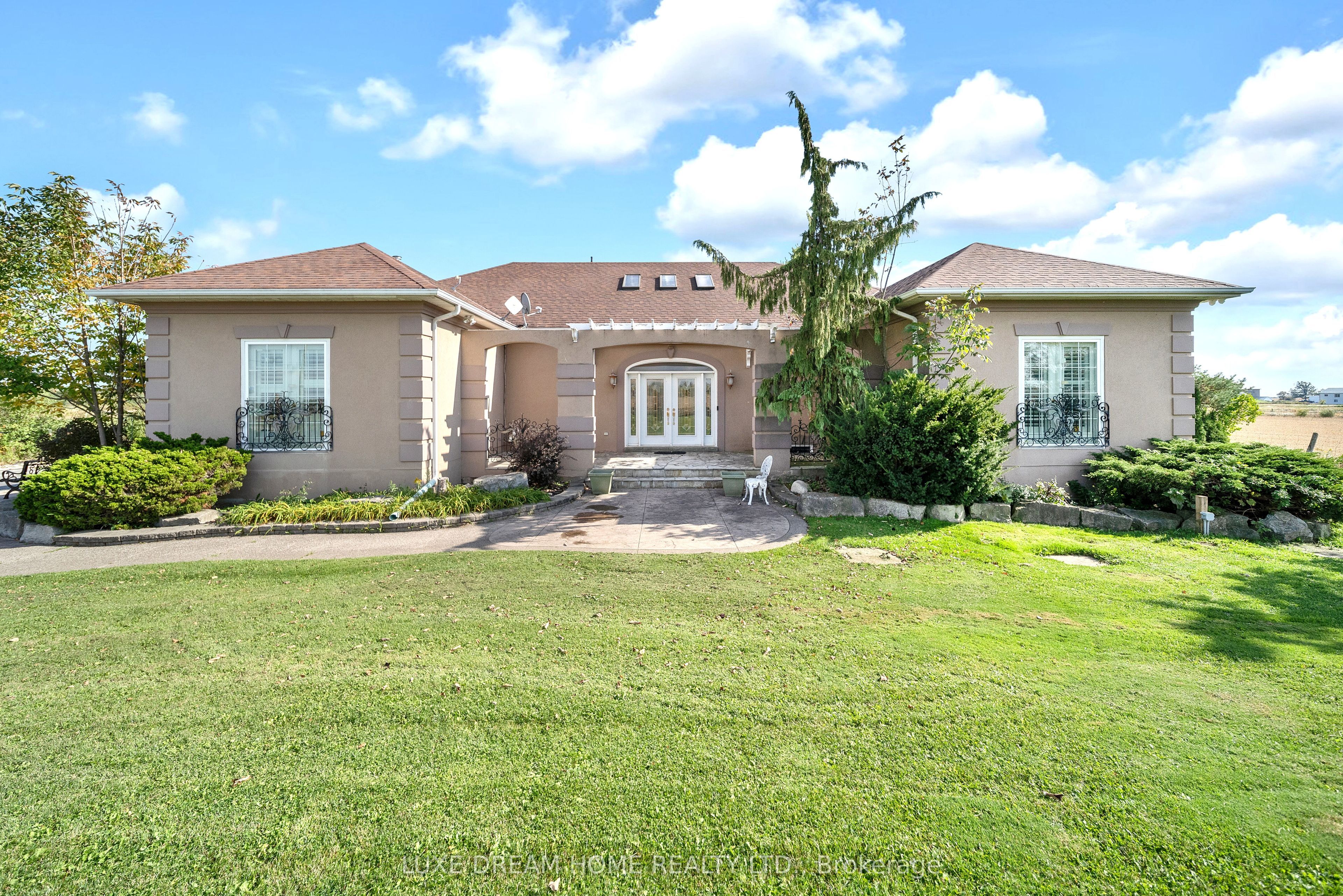 3006 Lower Base Line W