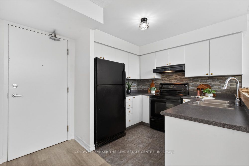200 Manitoba Street 224