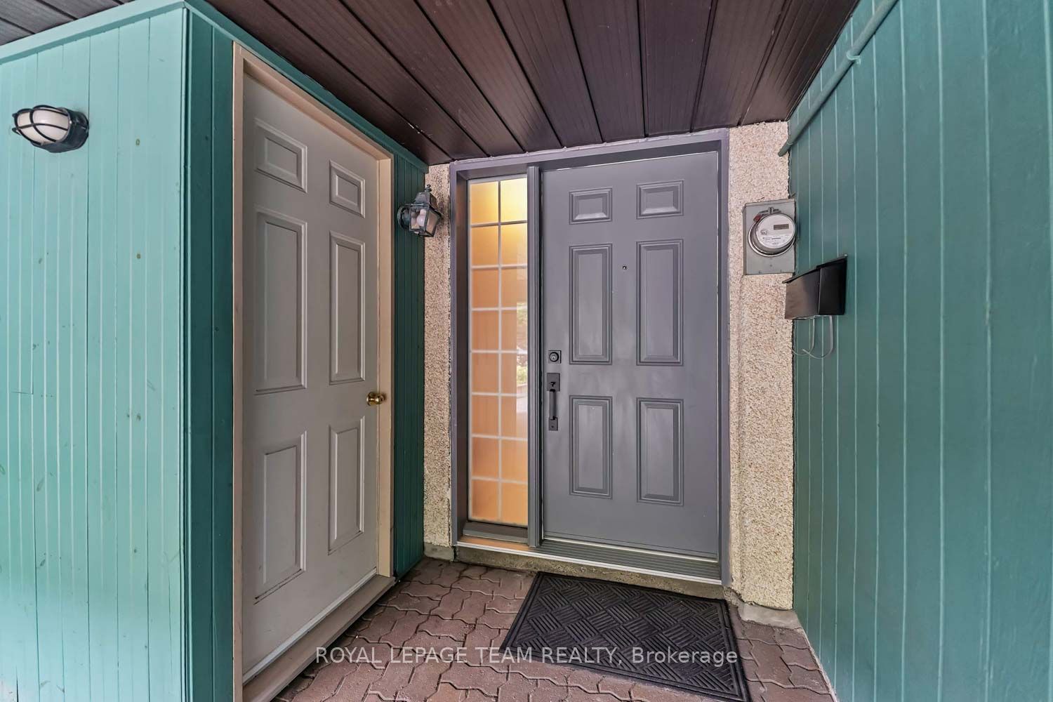 215 Booth Street
