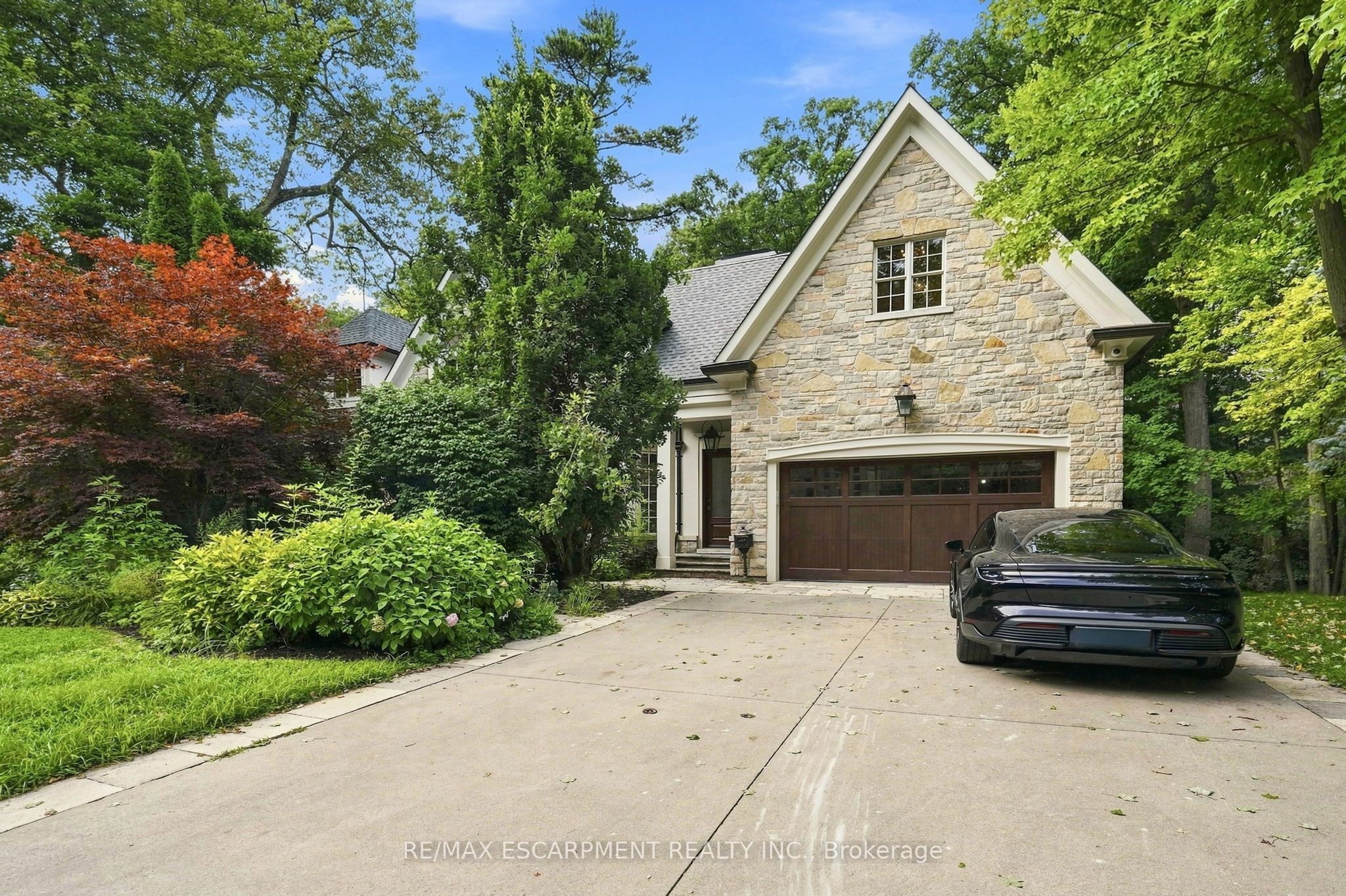 2025 Heartwood Court