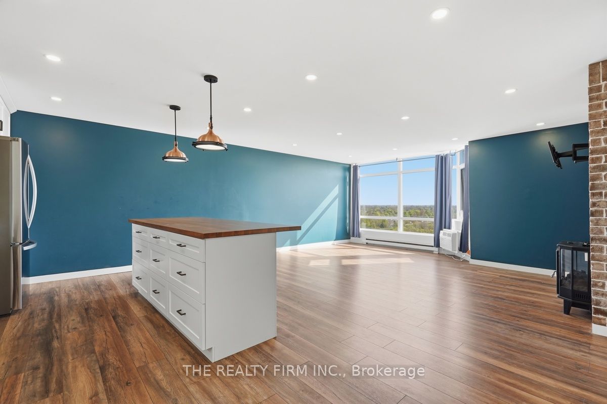 45 Pond Mills Road 1210