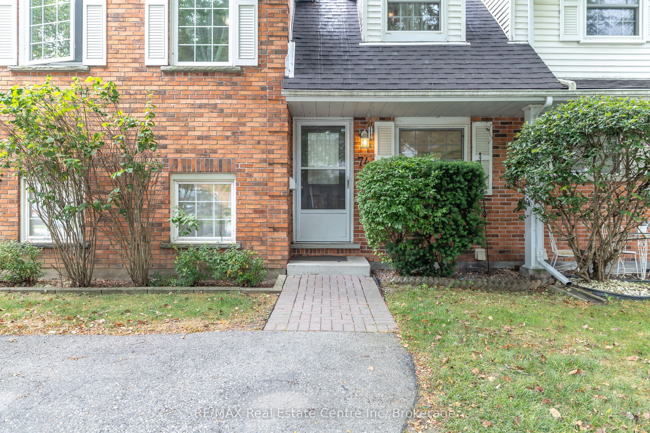 129 Victoria Road N 74