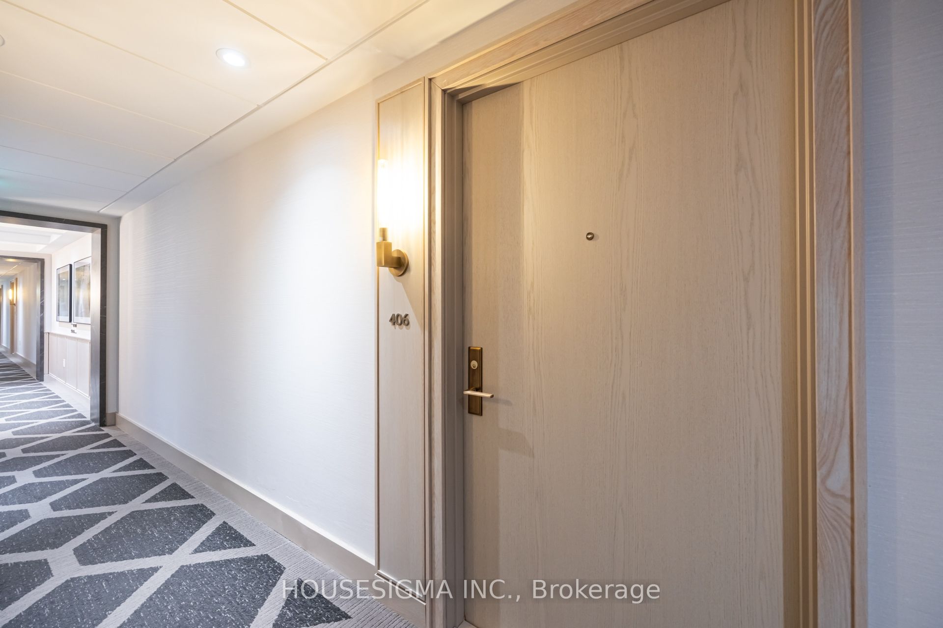 1 Strathgowan Avenue 406