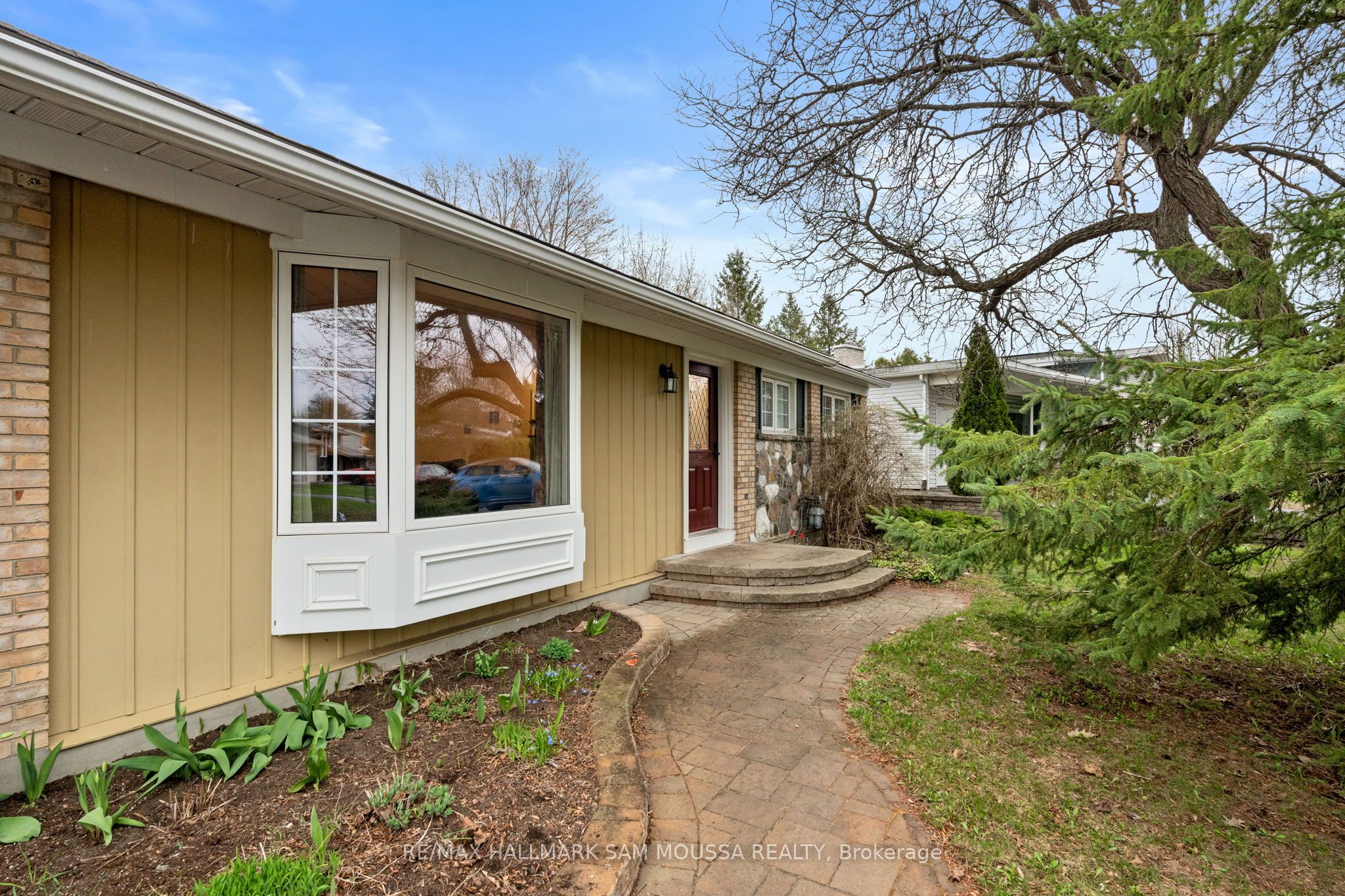 11 Springdale Crescent