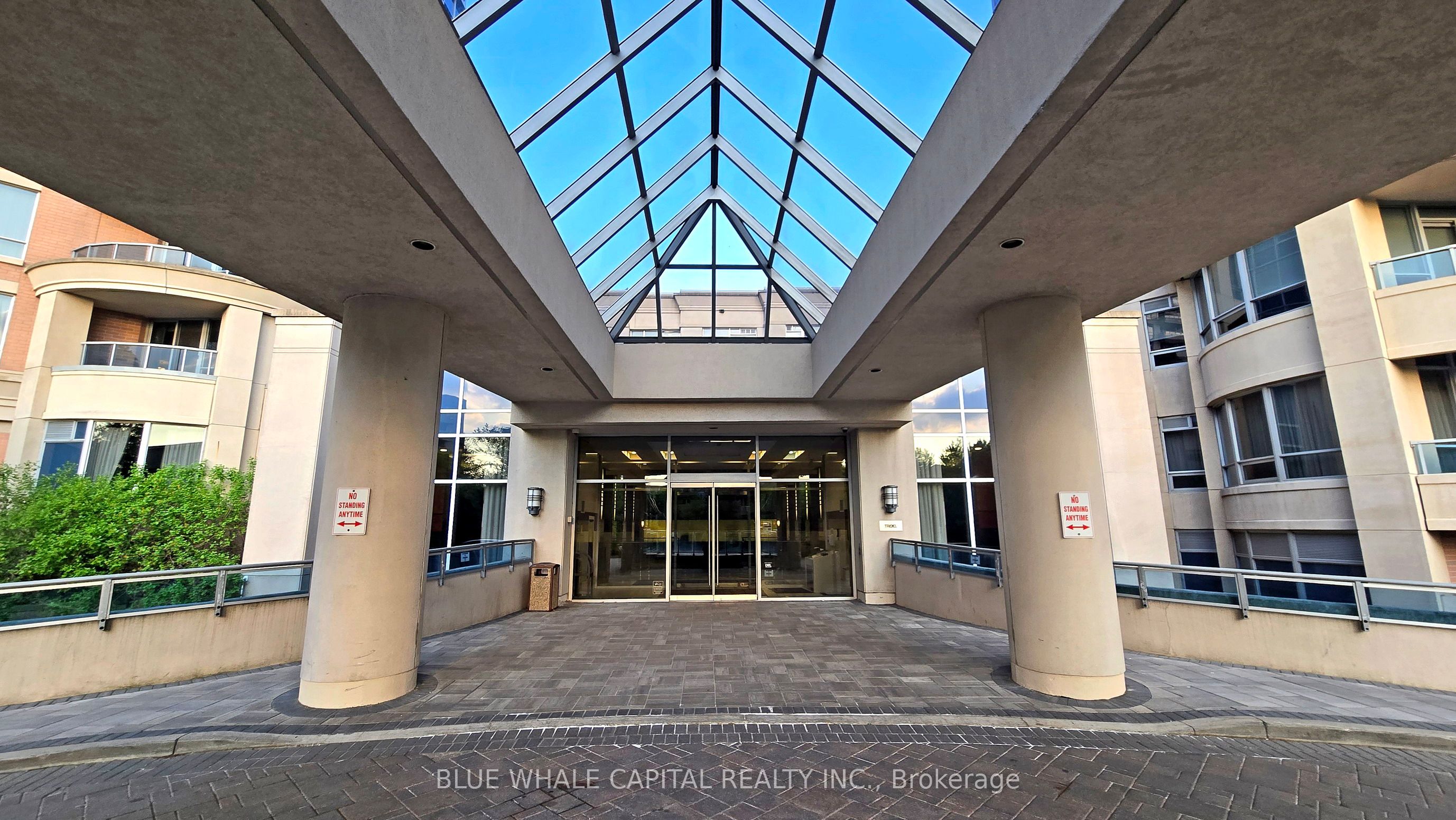 33 Cox Boulevard 1601