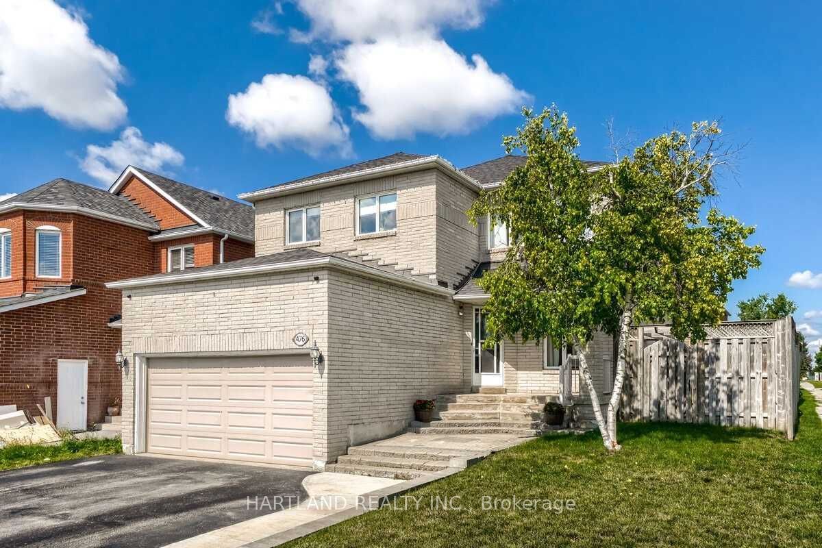 476 Jay Crescent