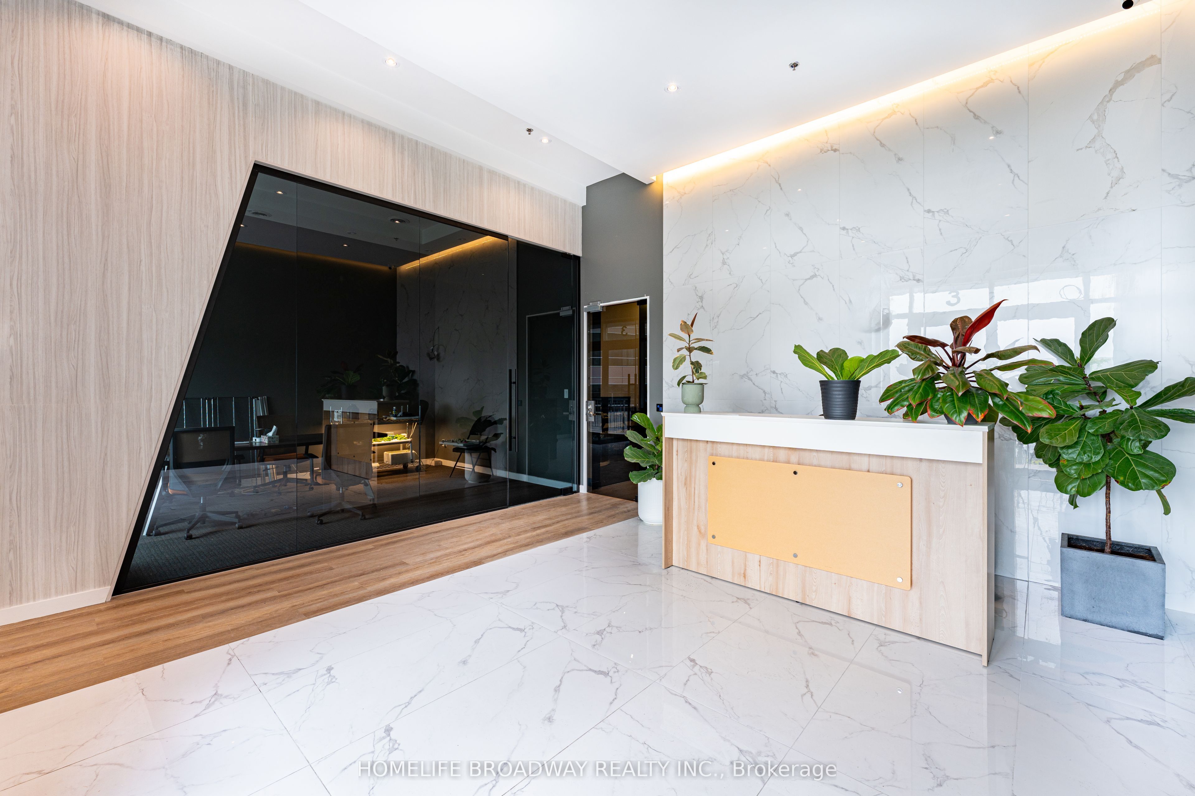 10952 Woodbine Avenue 2-3