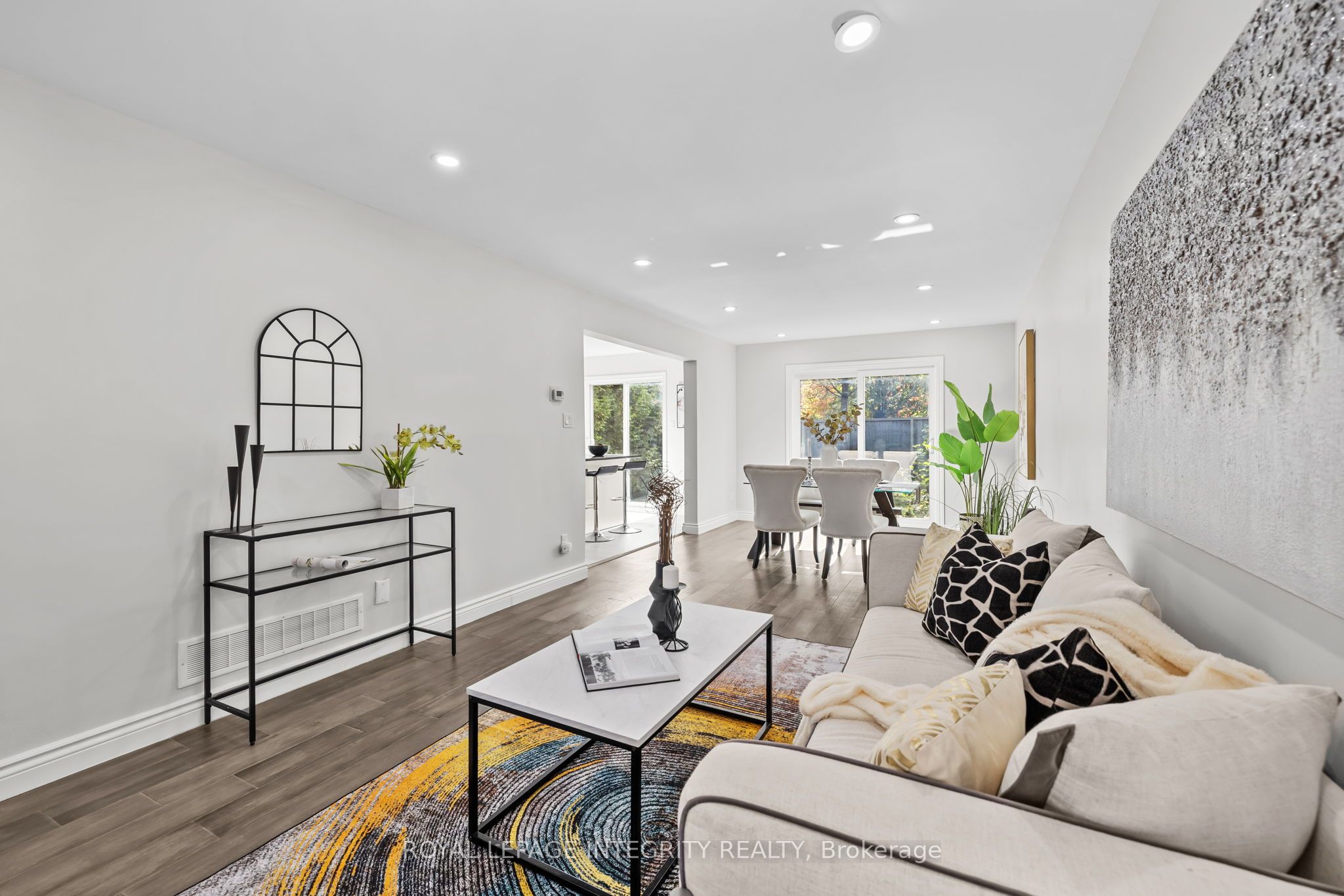 83 Saddle Crescent