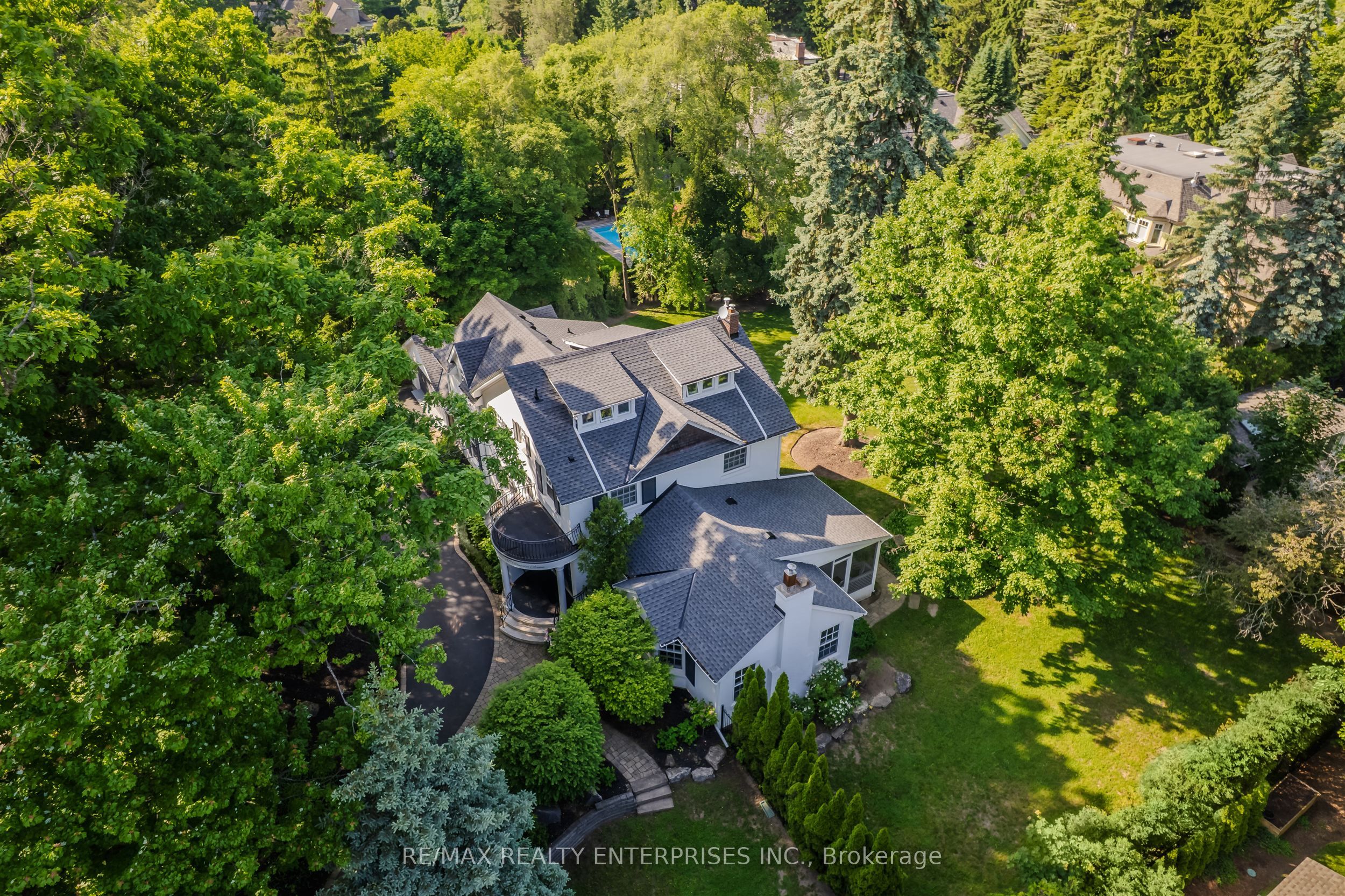 317 Gloucester Avenue