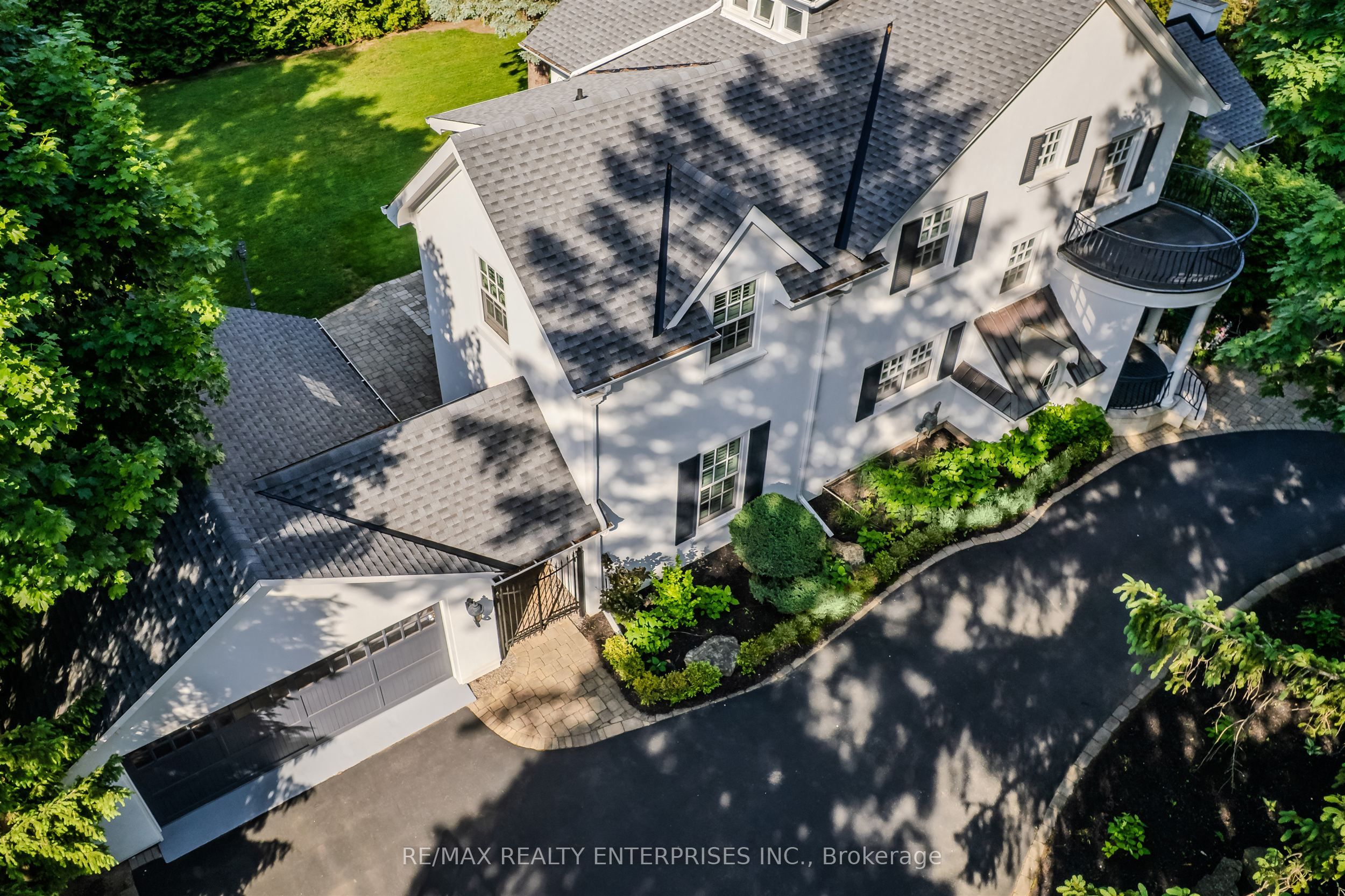 317 Gloucester Avenue