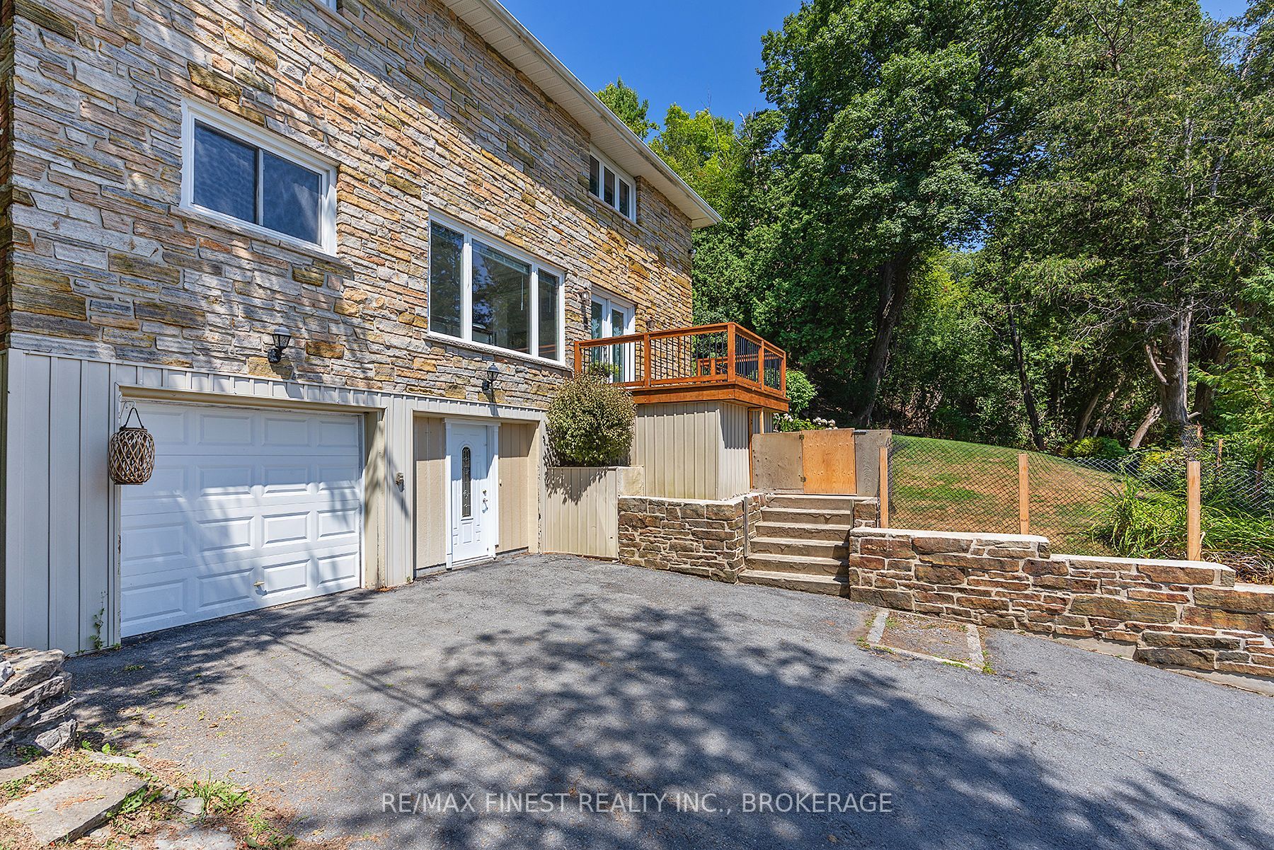 3327 Loughborough Drive