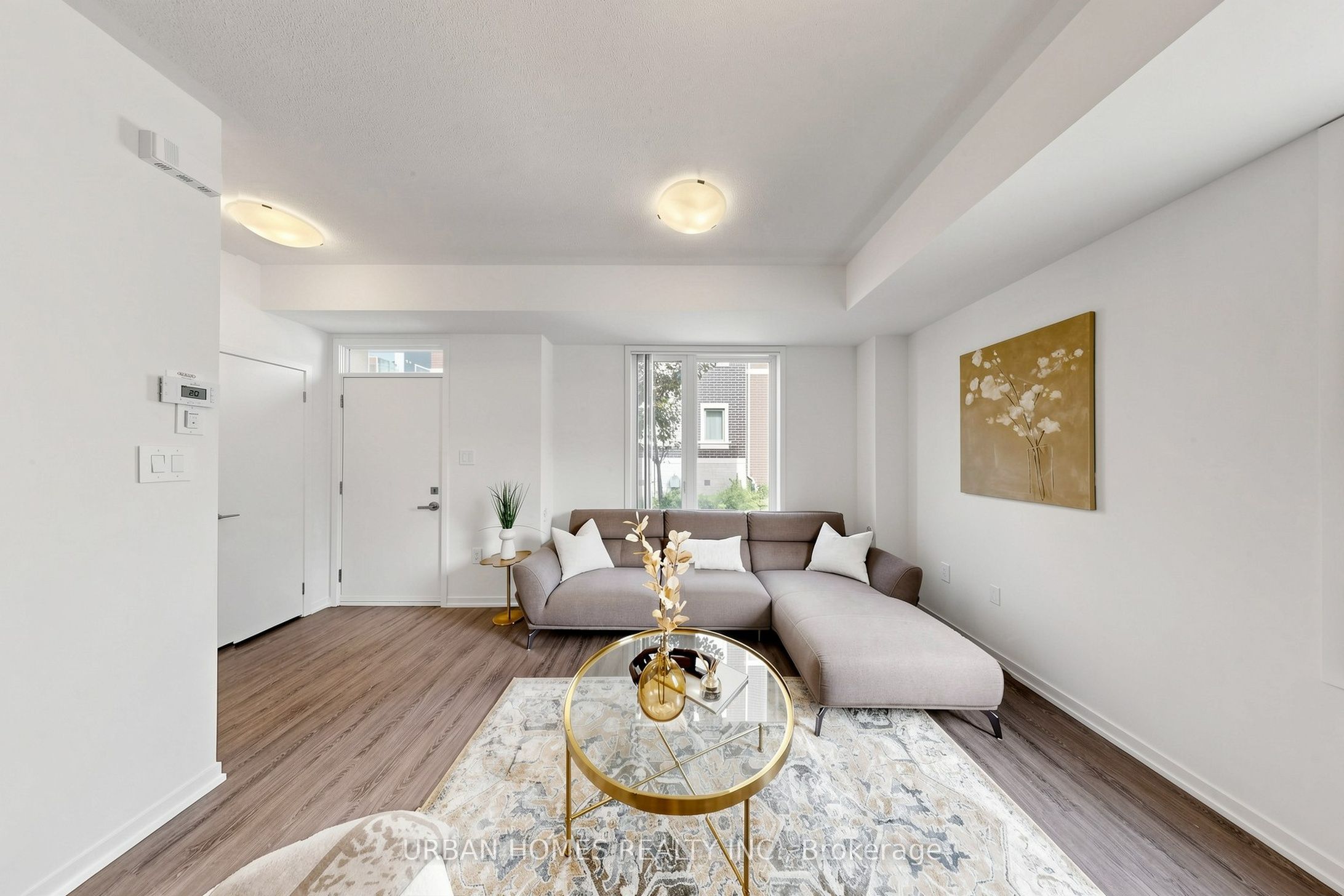 10 Almond Blossom Mews 97