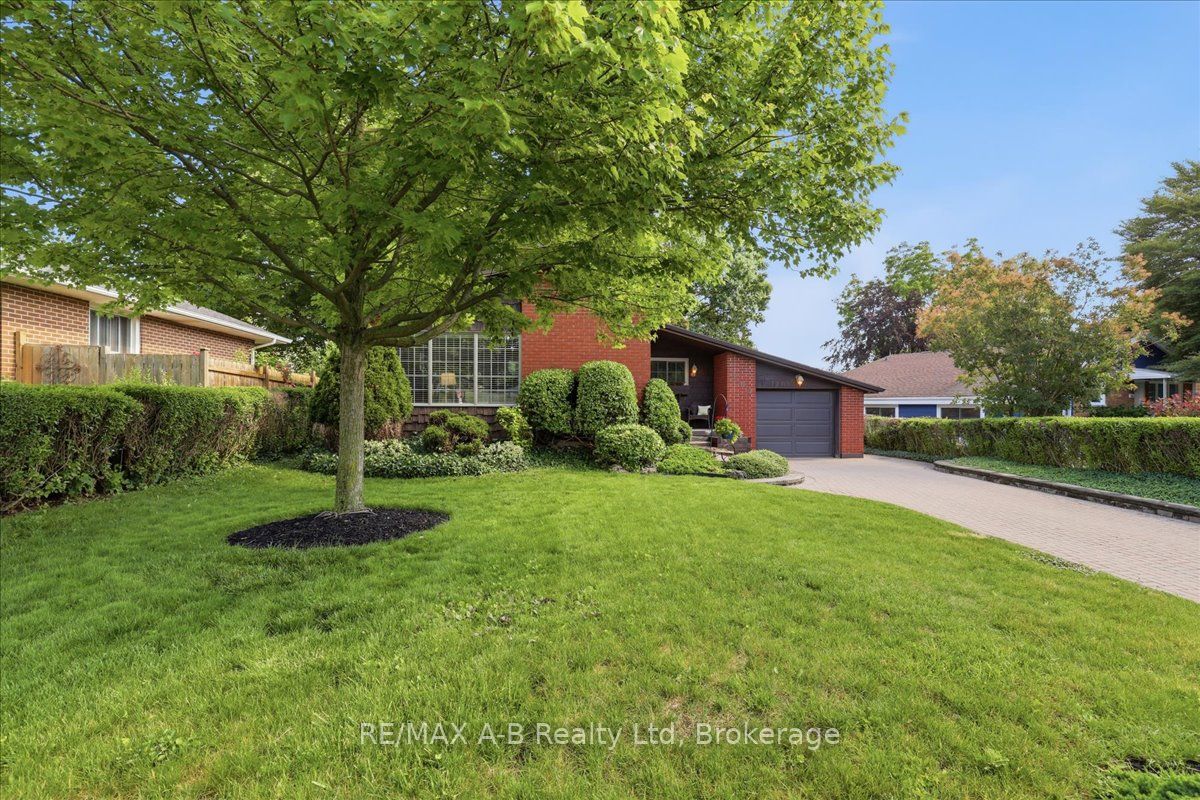 204 Base Line Road W
