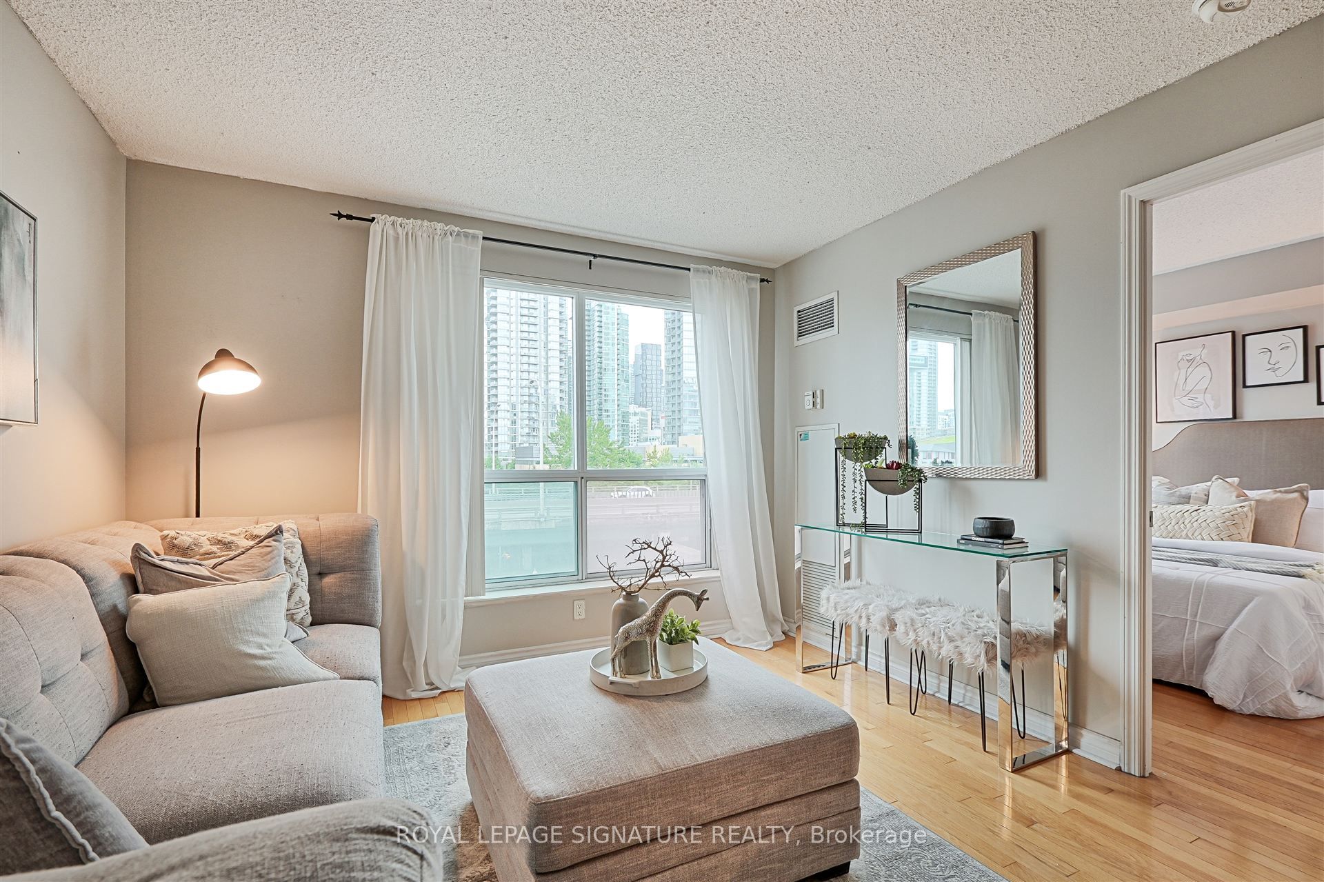 410 Queens Quay N/A W 505