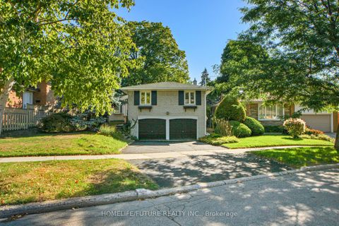 5 Landfair Crescent Toronto E09 ON M1J 3A6